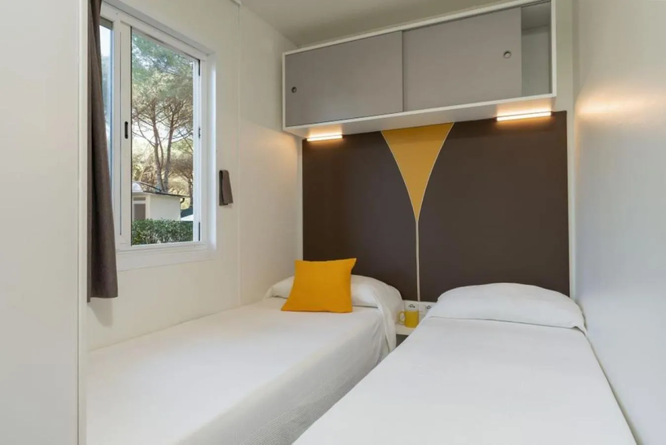 Bedroom, Bed in Camping Free Beach