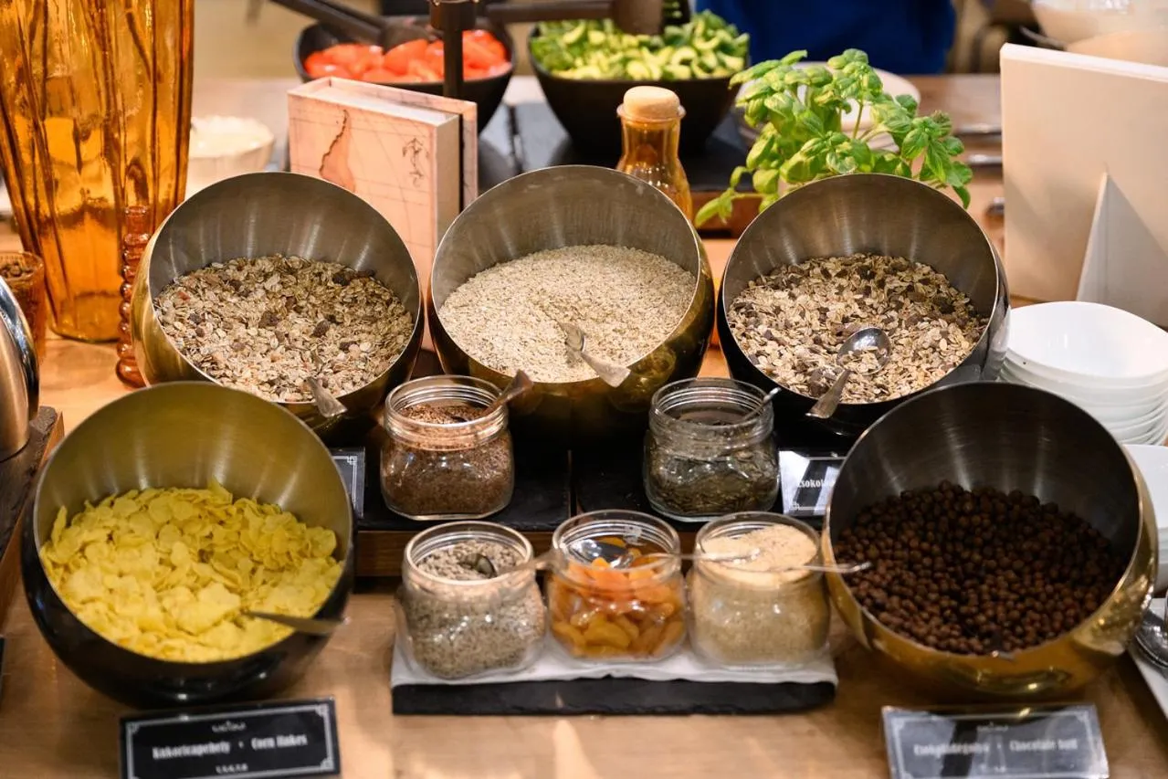 Breakfast in Budapest Museum Central