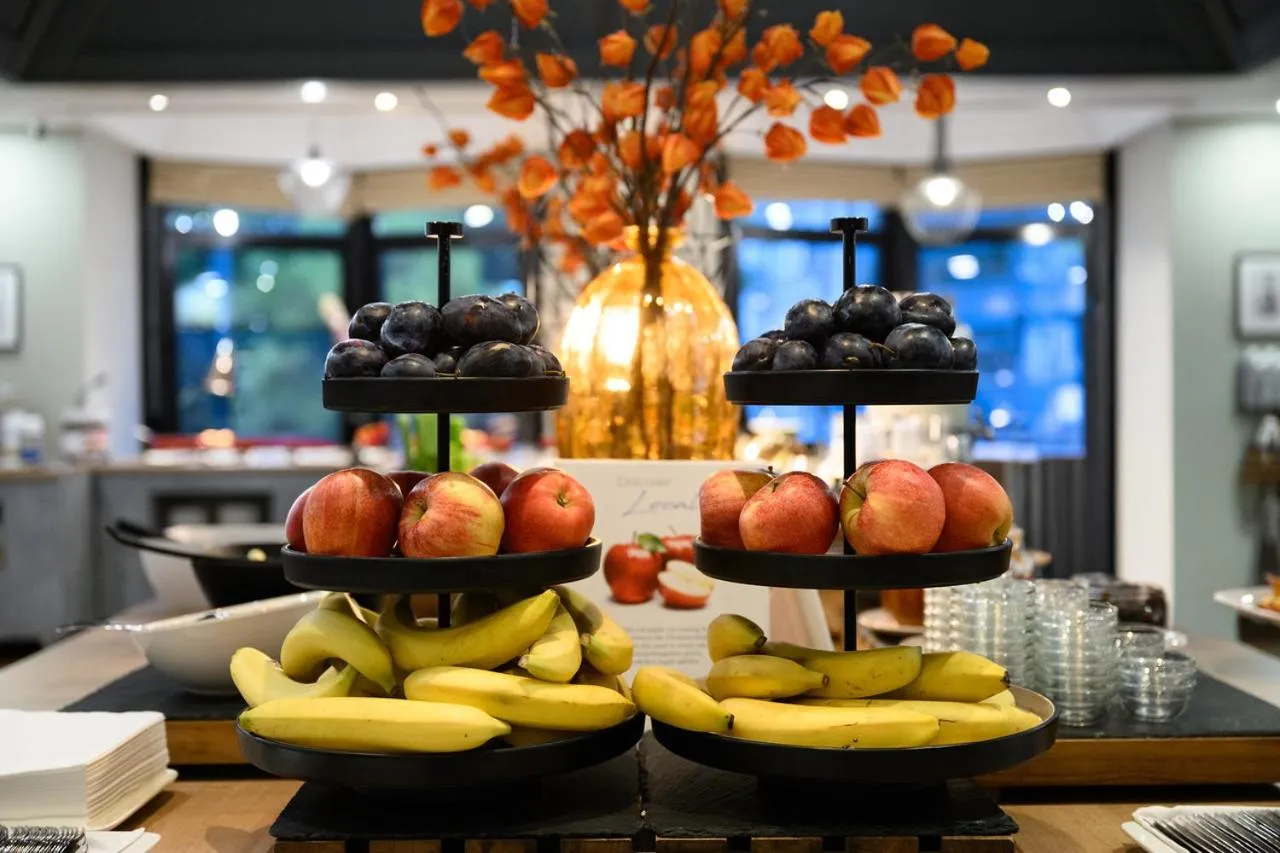Breakfast in Budapest Museum Central
