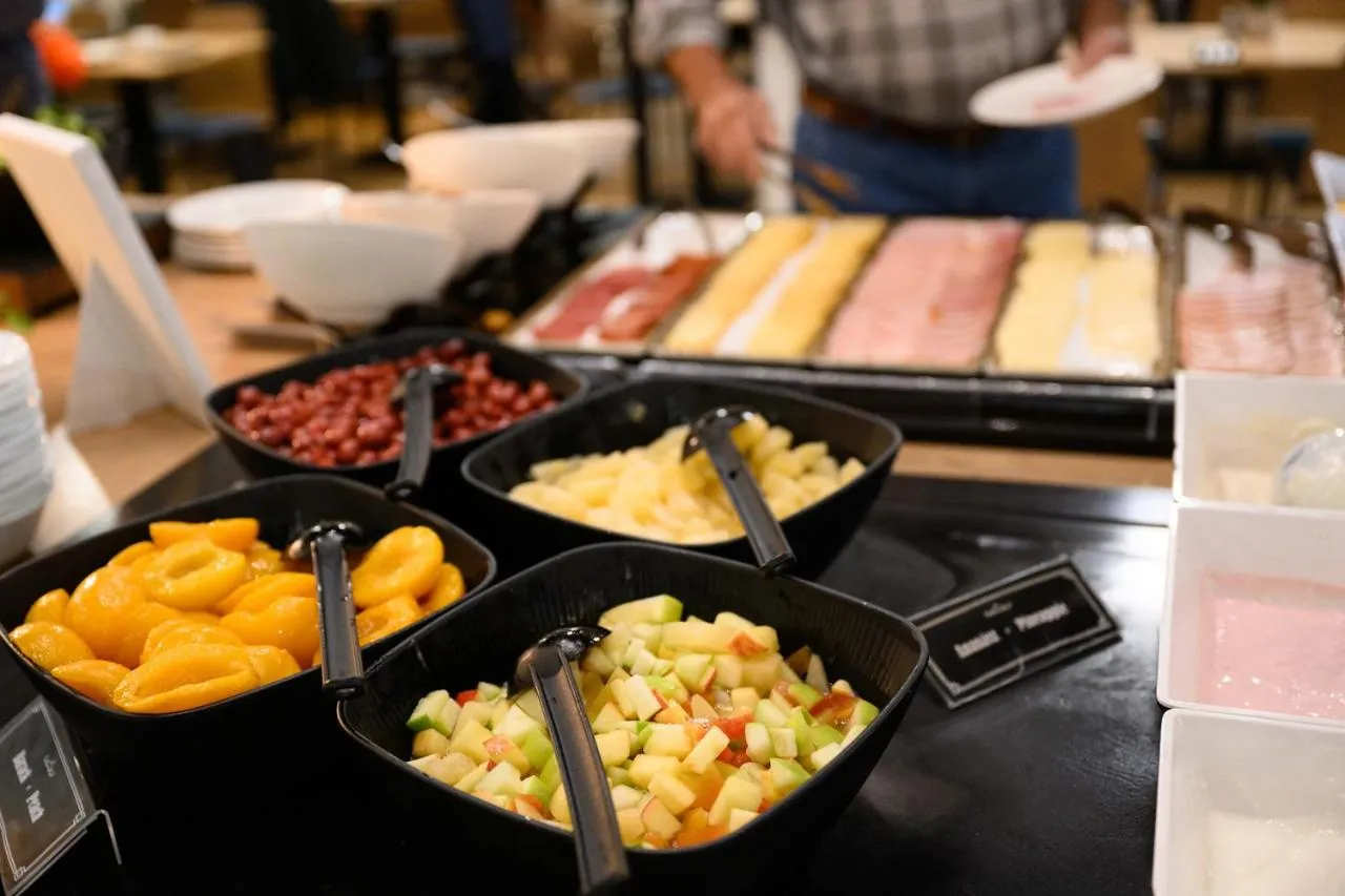 Breakfast in Budapest Museum Central
