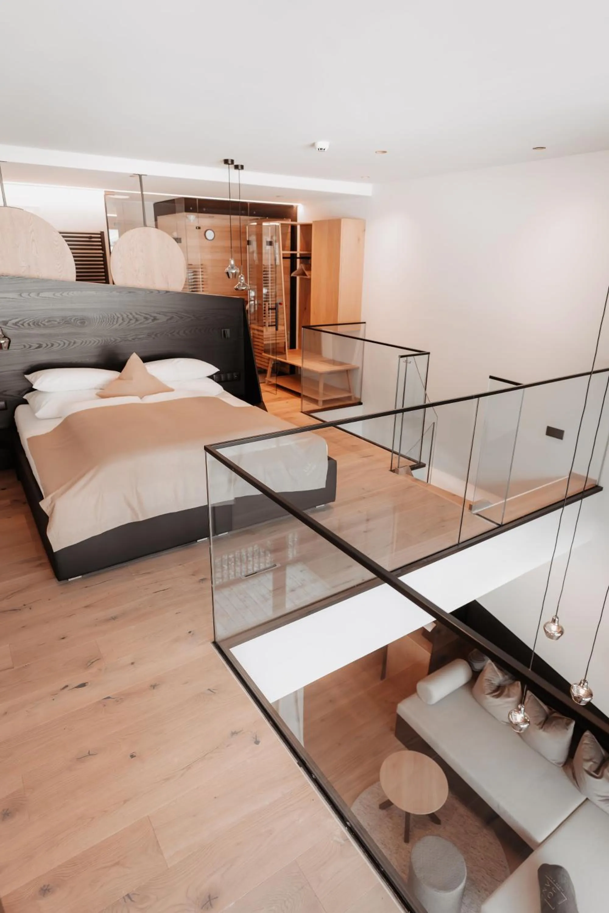 Bed in JoAnn suites & apart