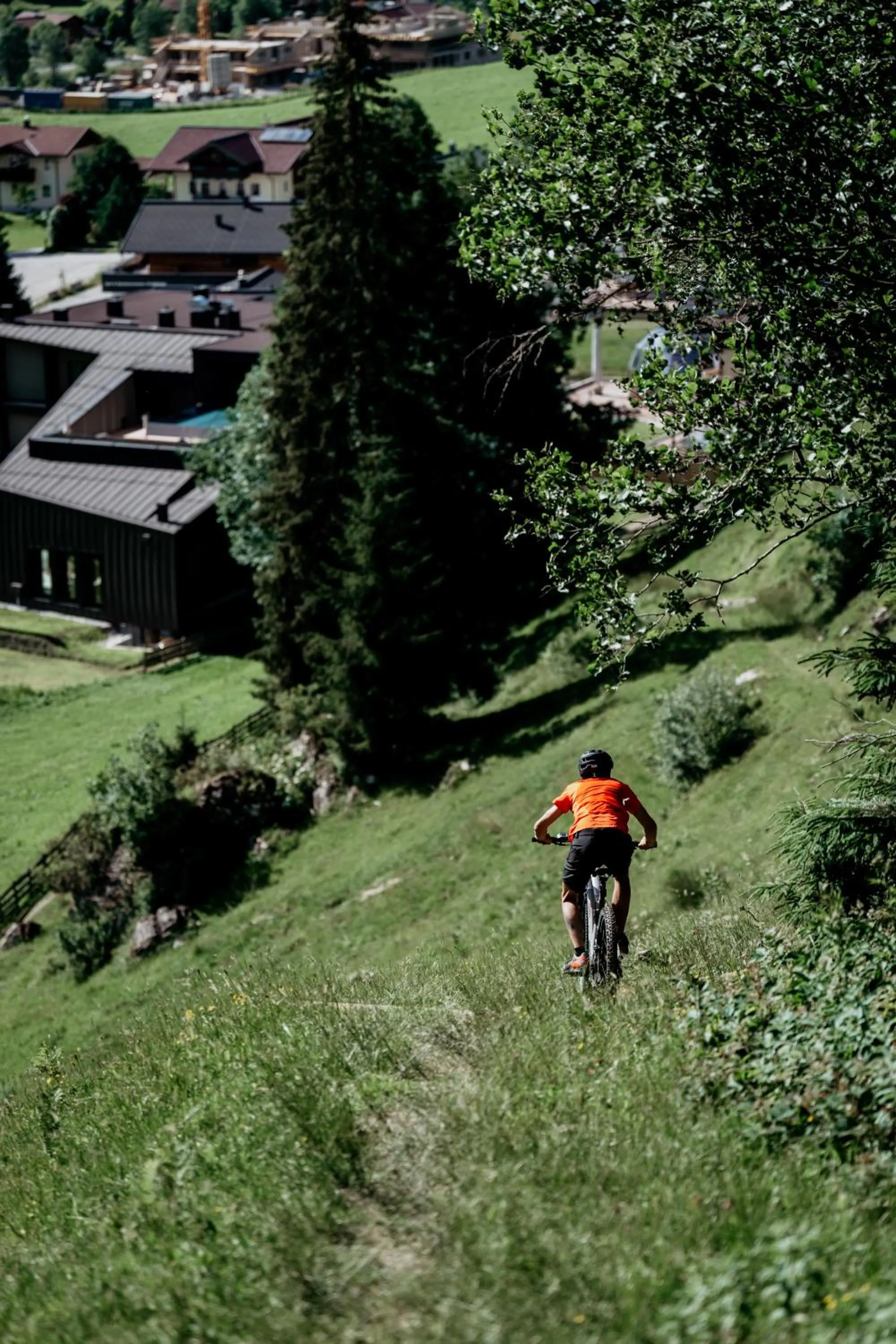 Cycling in JoAnn suites & apart