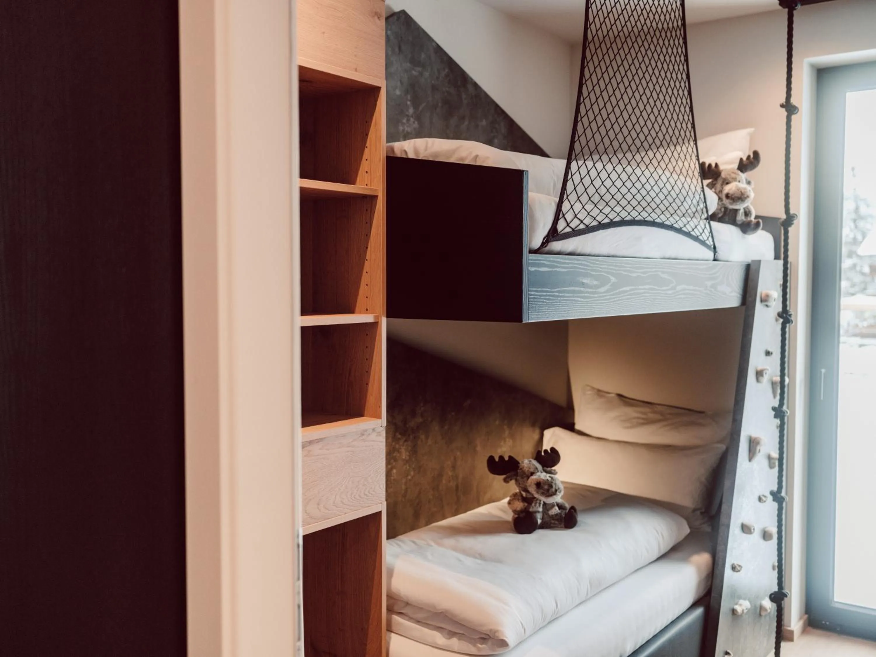 bunk bed, Bed in JoAnn suites & apart