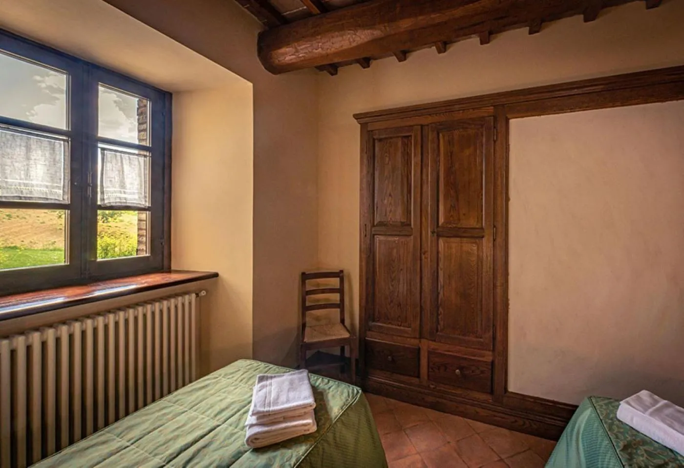 Bedroom, Bed in Fonte Chiara
