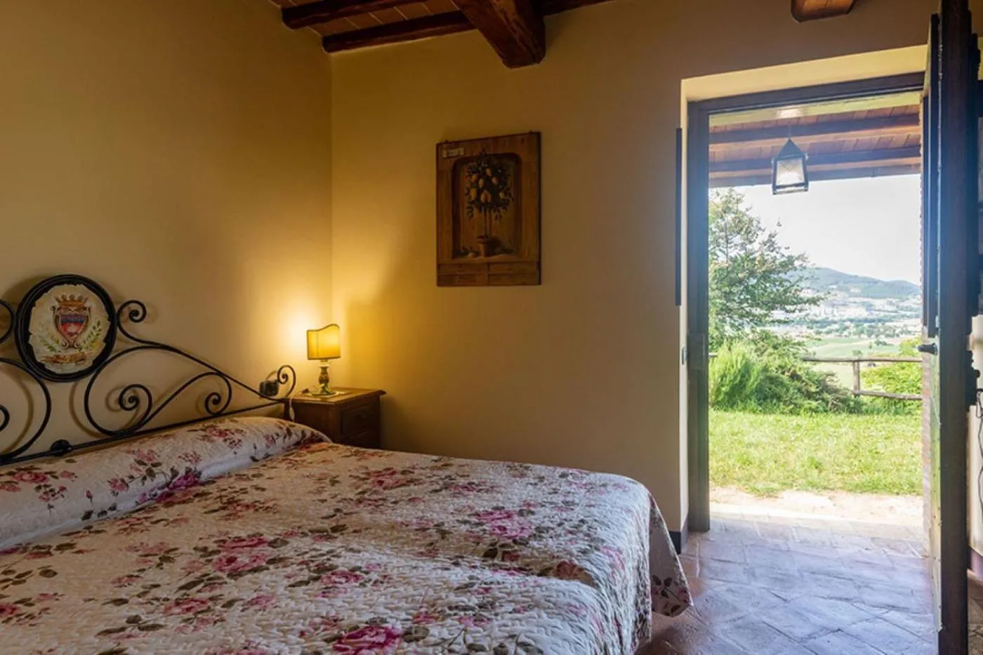Bedroom, Bed in Fonte Chiara