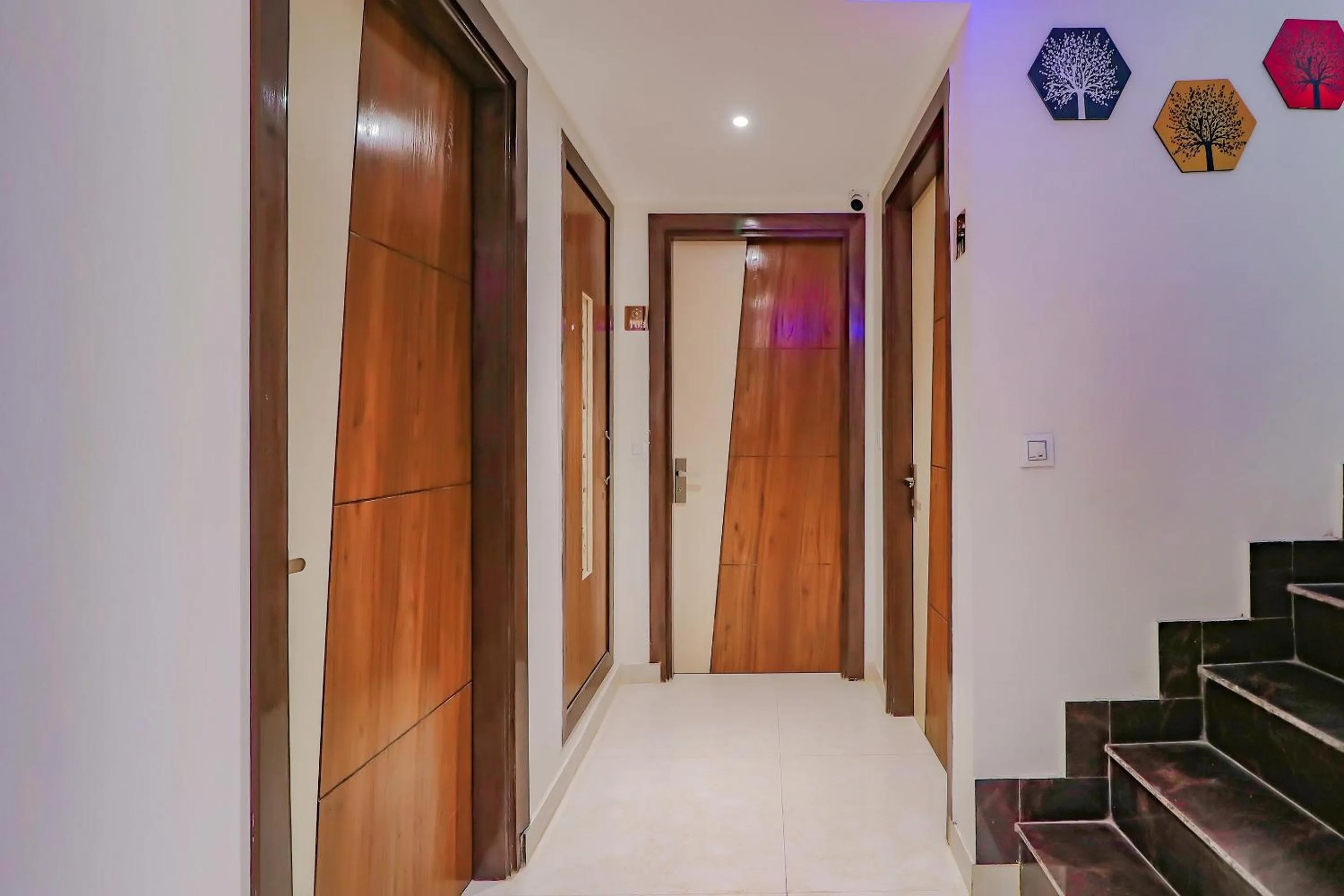 Lobby or reception in Capital O Western Galaxy