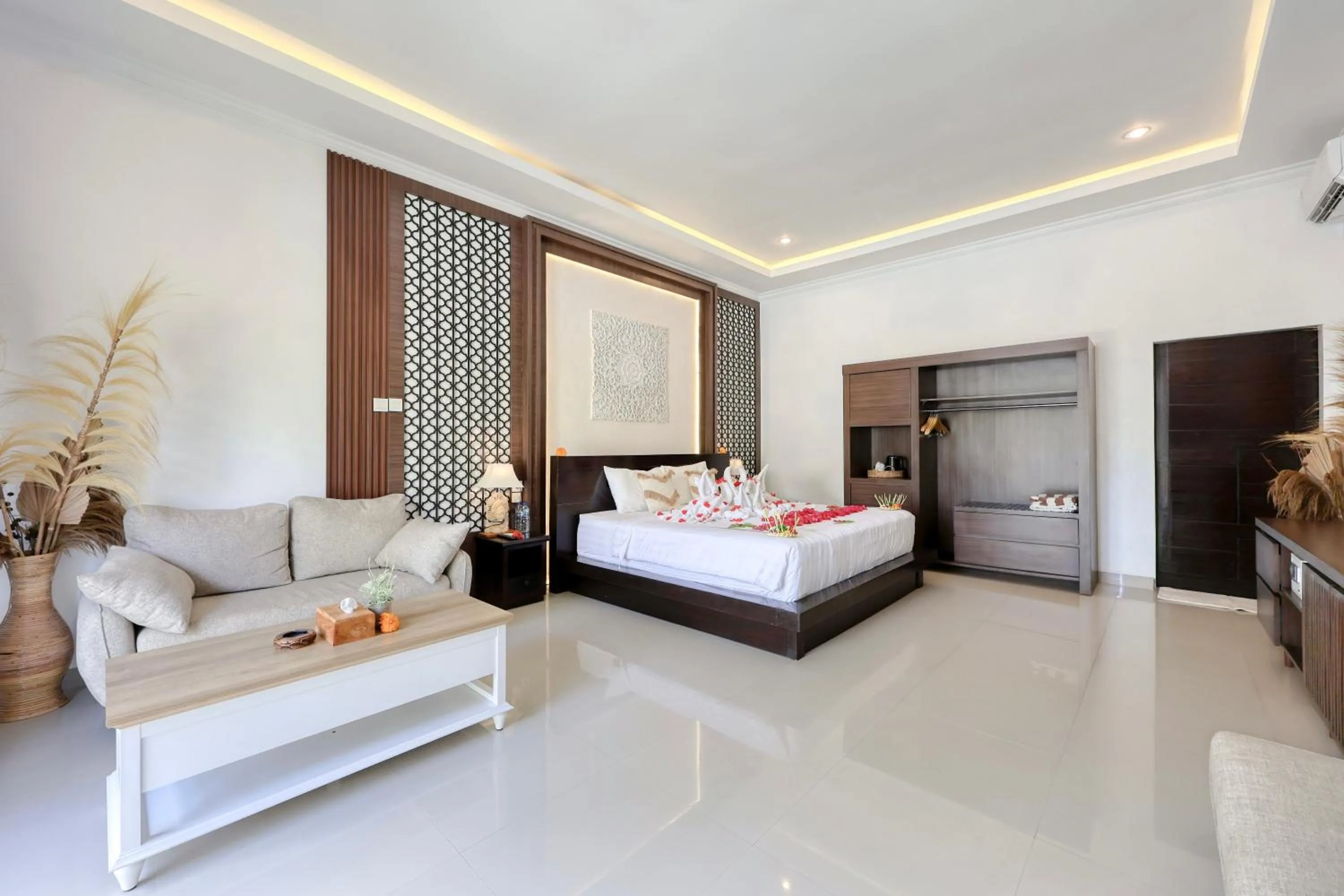 Bed in Kelingking Mesari Villa and Spa