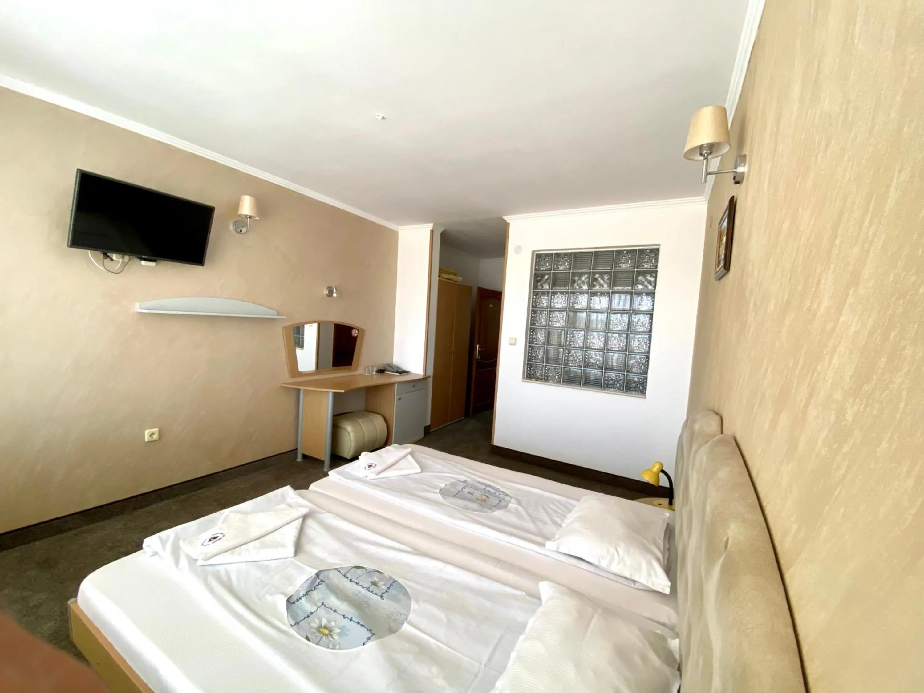 Family Hotel The Golden fish