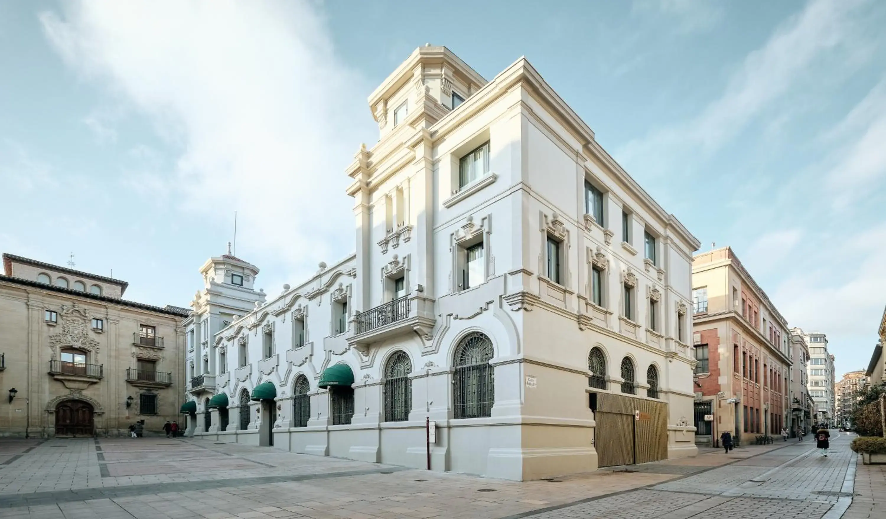 Property building in Áurea Palacio de Correos by Eurostars Hotel Company Property building in Áurea Palacio de Correos by Eurostars Hotel Company