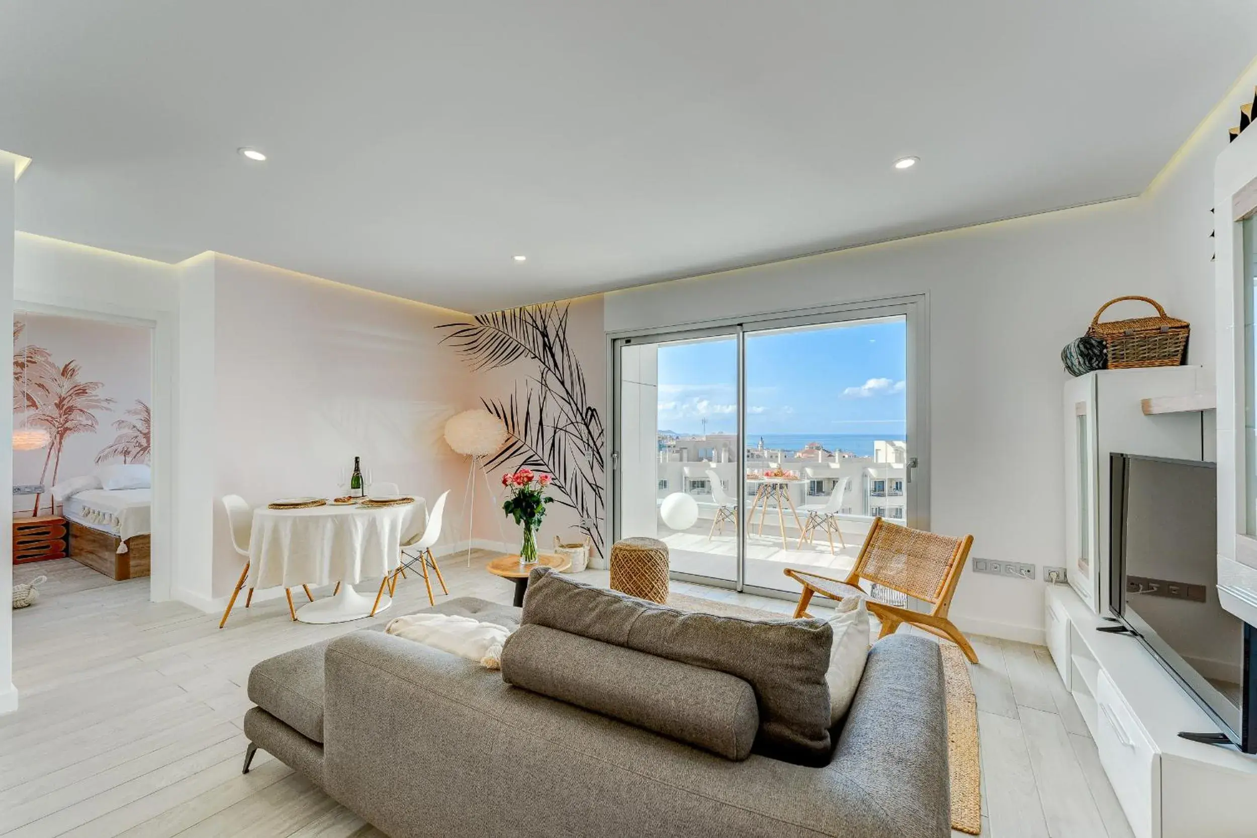 Ocean Garden Sunset & Sunrise - heated pool Ocean Garden Sunset & Sunrise - heated pool