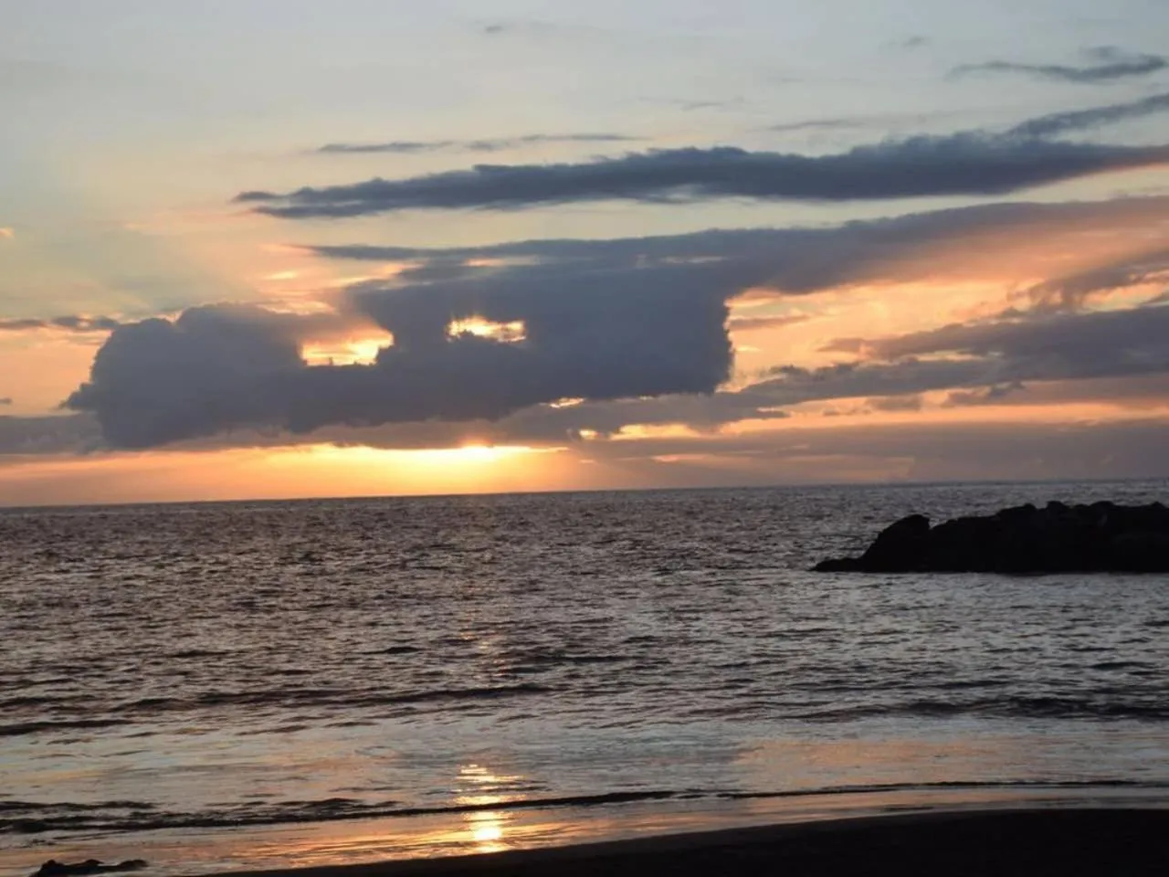 Beach in Ocean Garden Sunset & Sunrise - heated pool