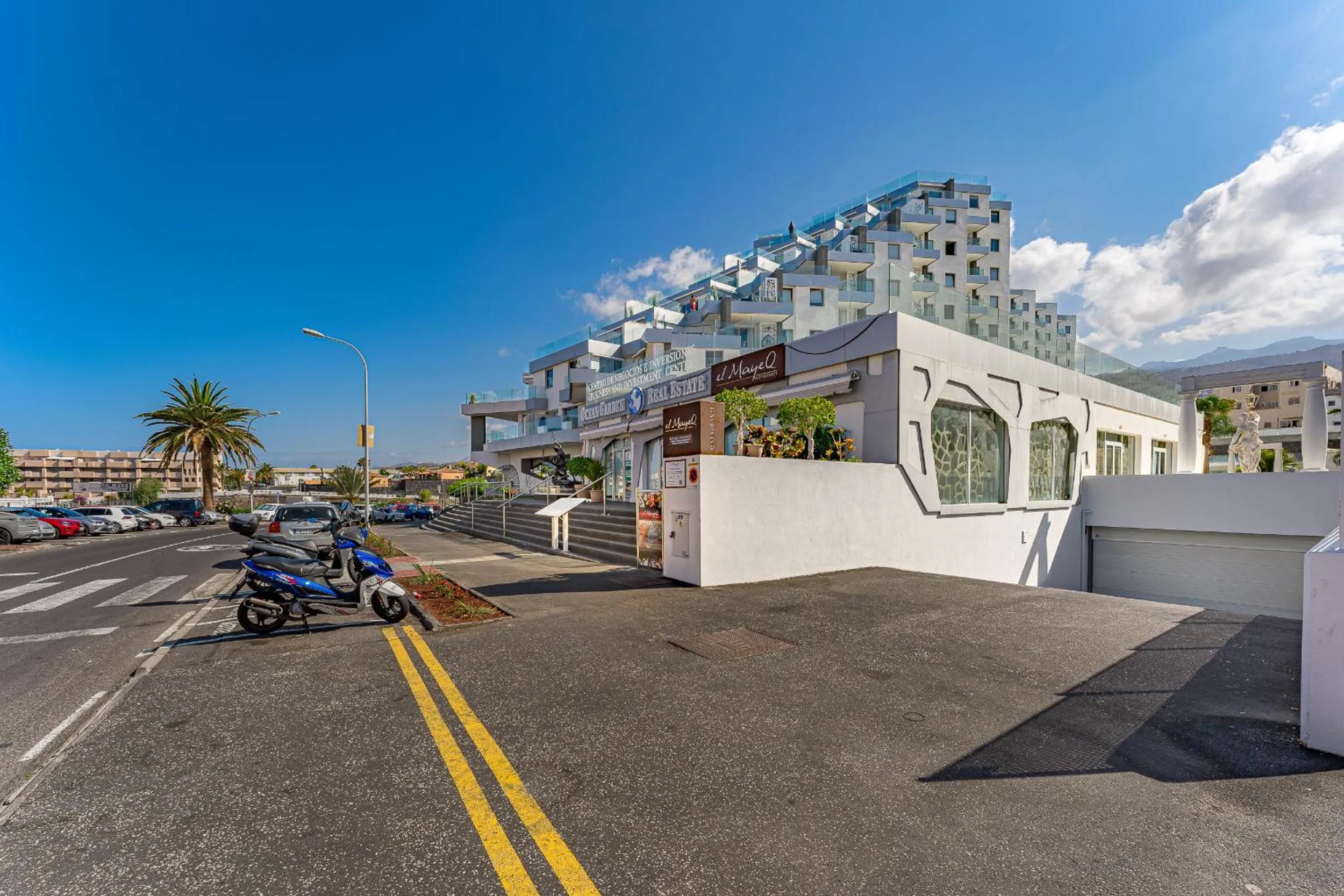Restaurant/places to eat in Ocean Garden Sunset & Sunrise - heated pool