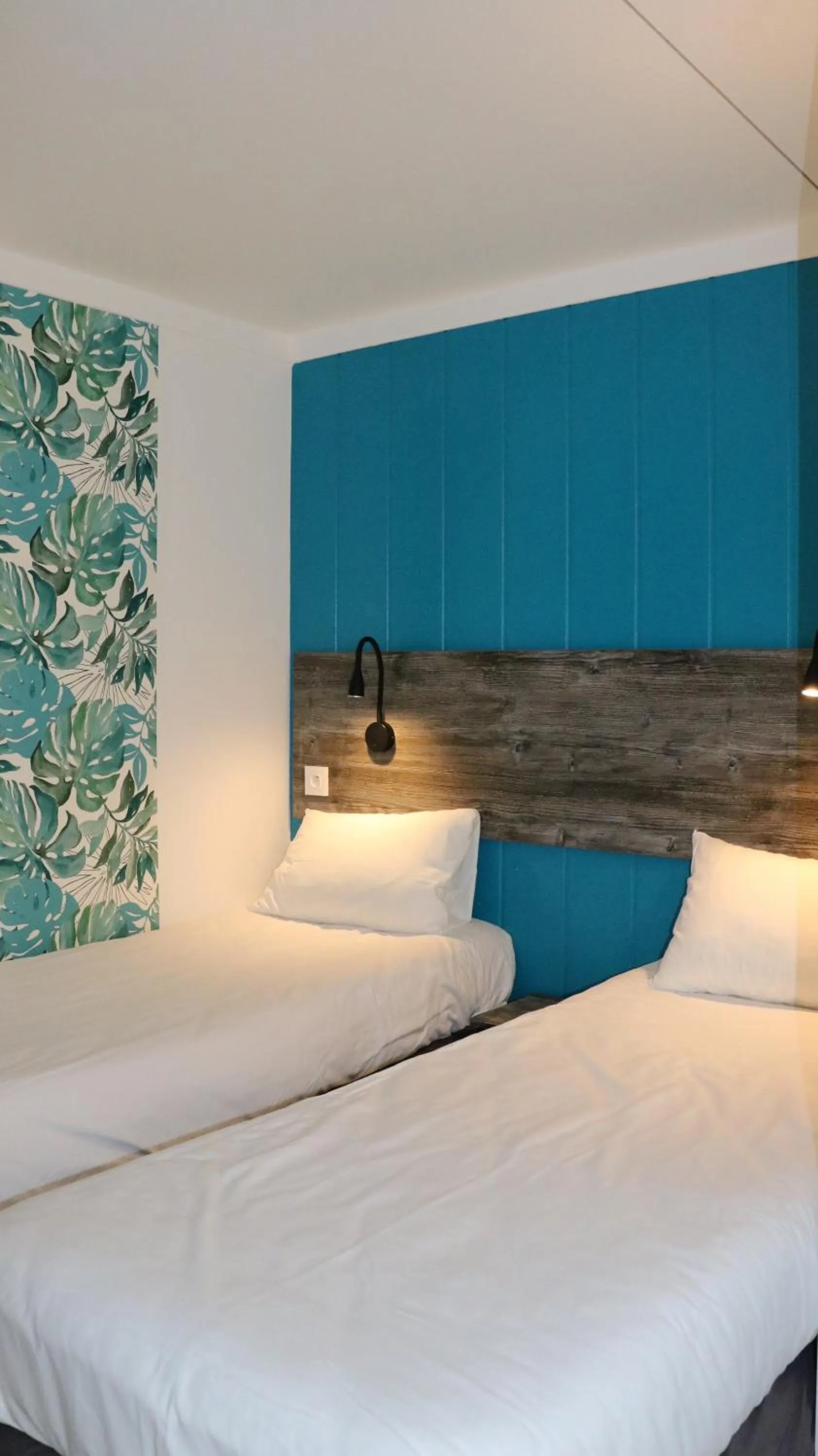 Bed in Fasthotel Albertville