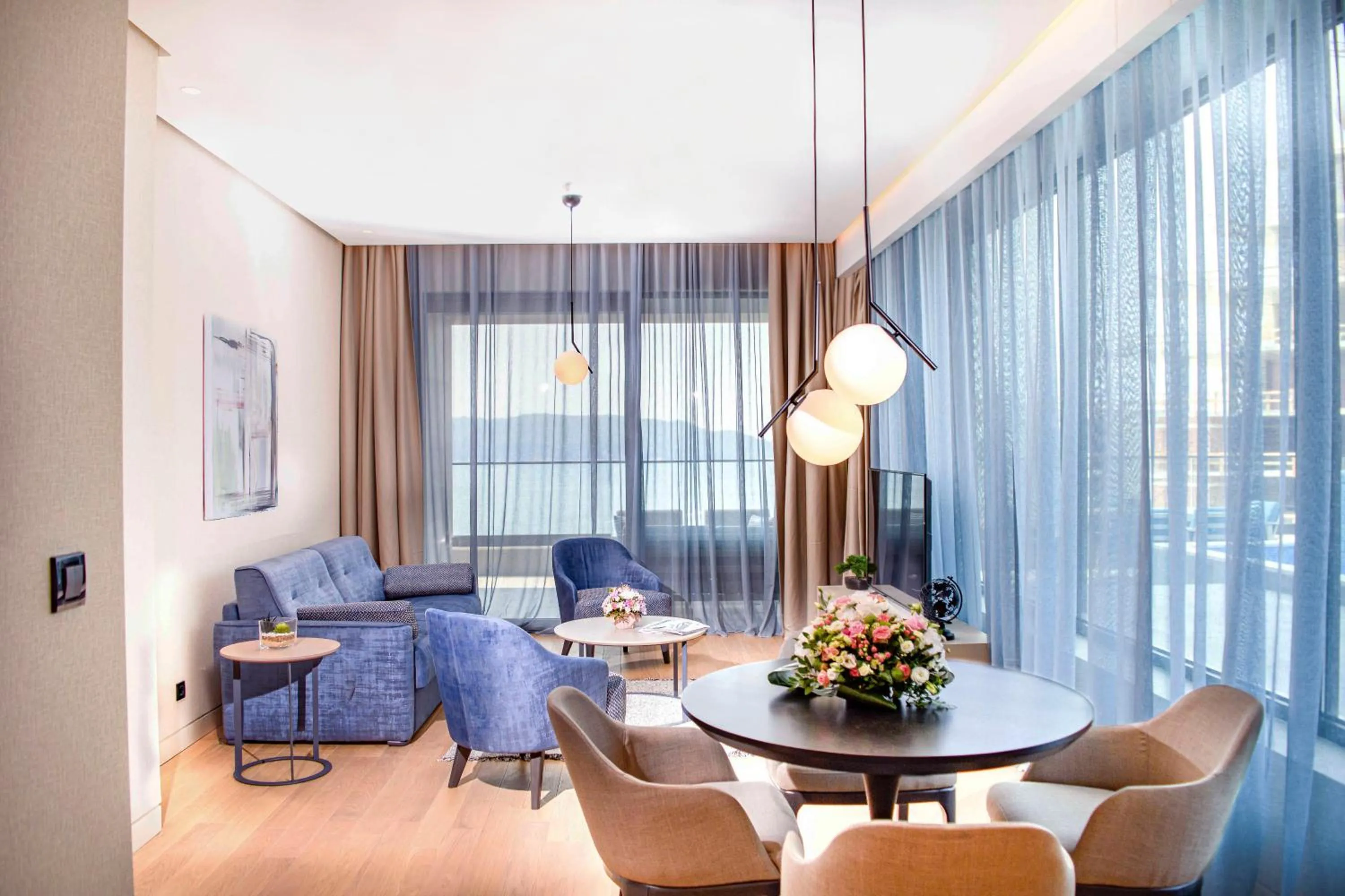 Living room in Katamare Hotel