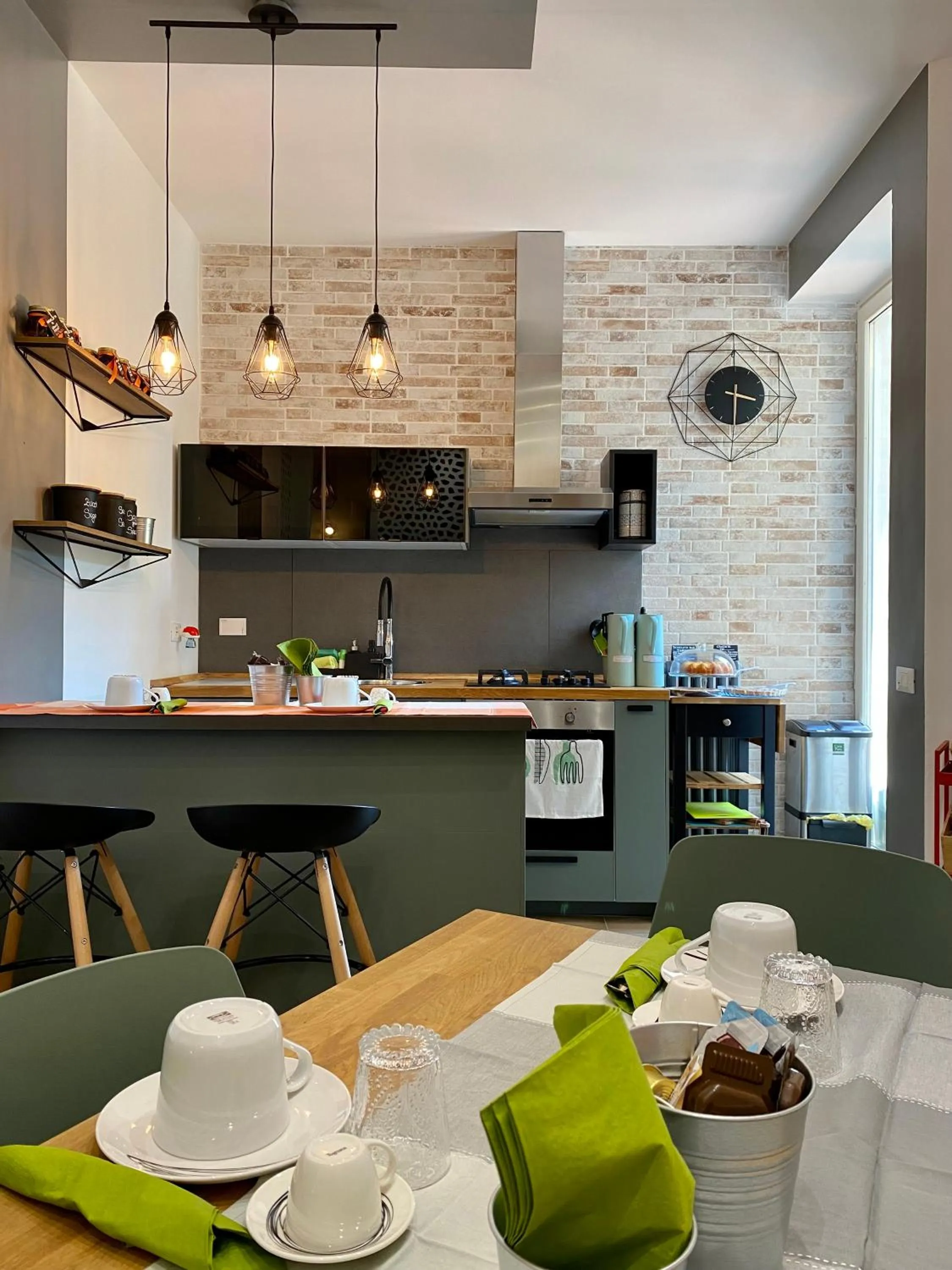 Communal kitchen in B&B Monteverdi L'Arancio