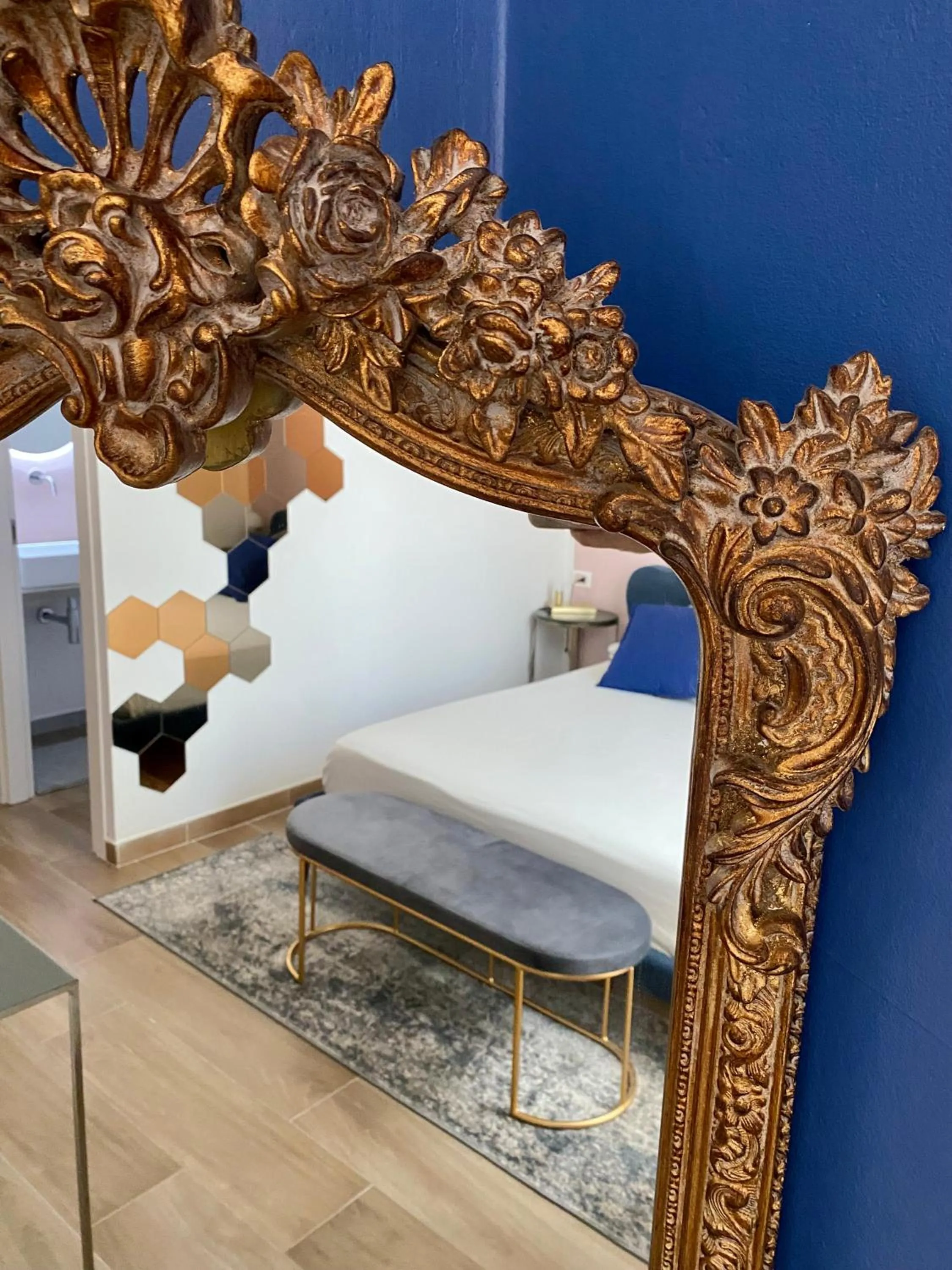 Decorative detail in B&B Monteverdi L'Arancio