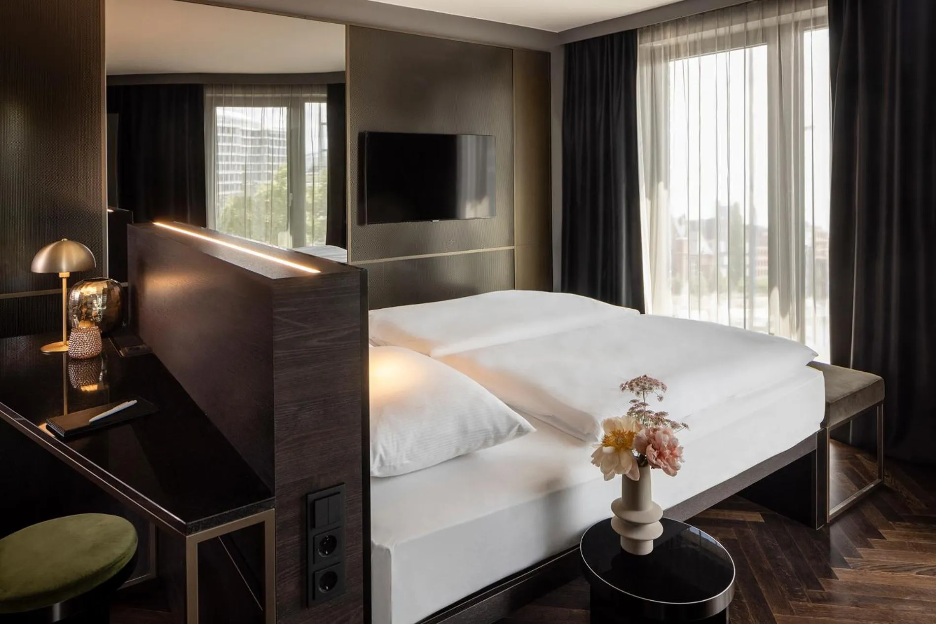 Photo of the whole room, Bed in Hotel ROMY by AMANO