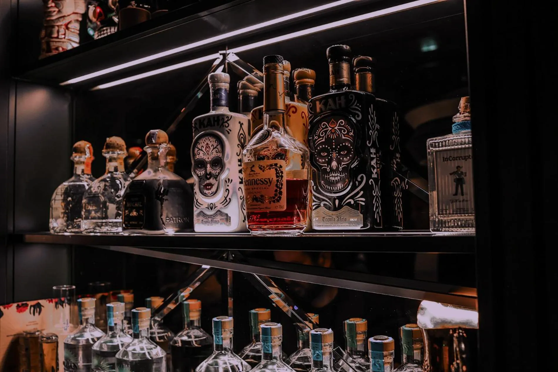 Lounge or bar in Hotel ROMY by AMANO