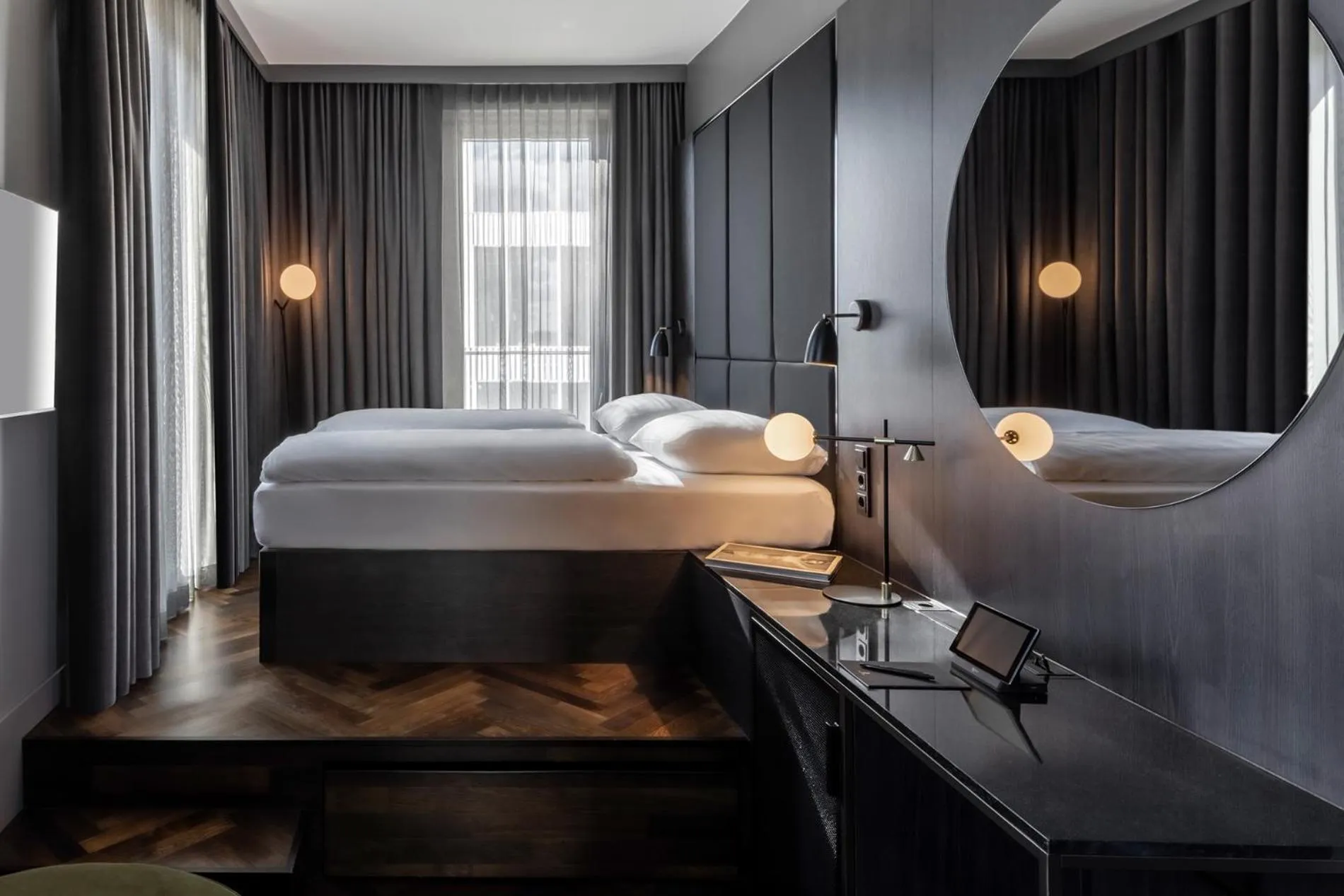 Bedroom, Bed in Hotel ROMY by AMANO