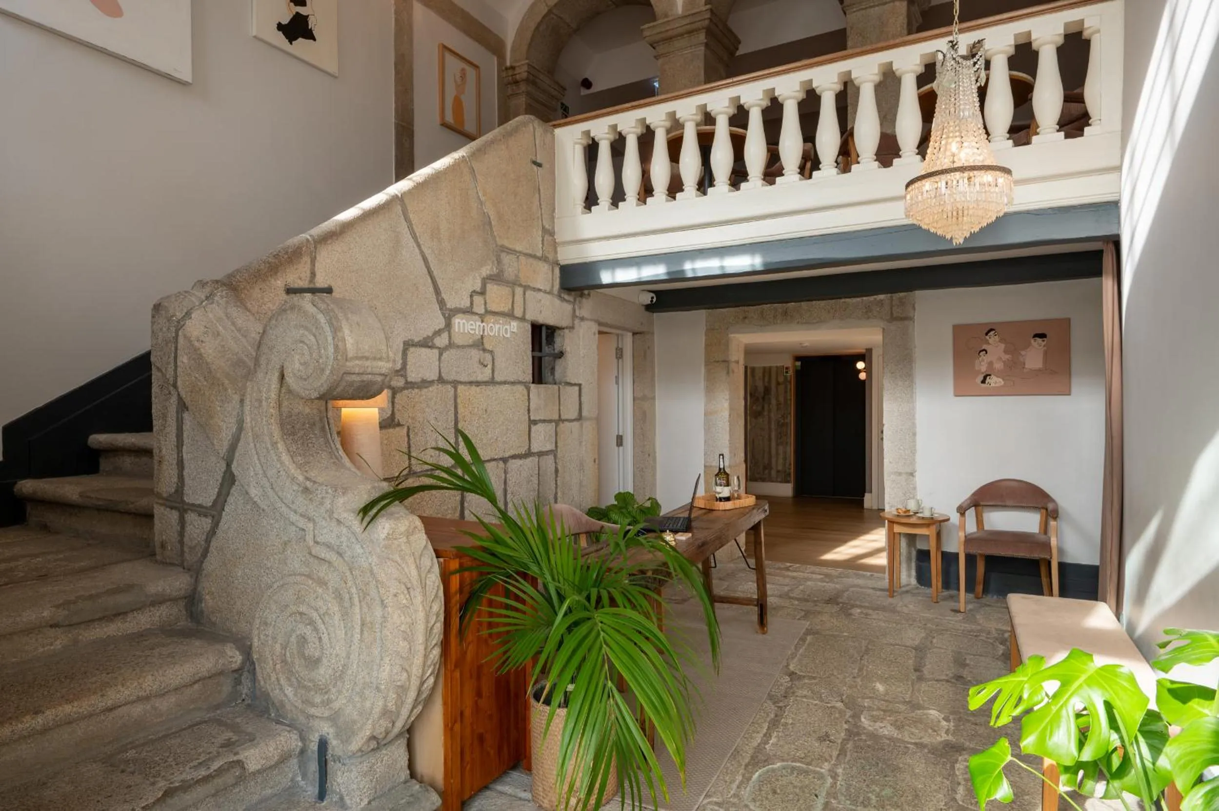 Lobby or reception in Memoria Porto FLH Hotels