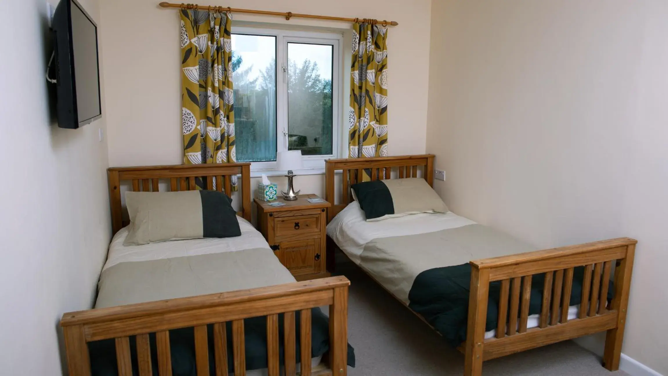 Standard Twin Room in The Anchor Inn Standard Twin Room in The Anchor Inn