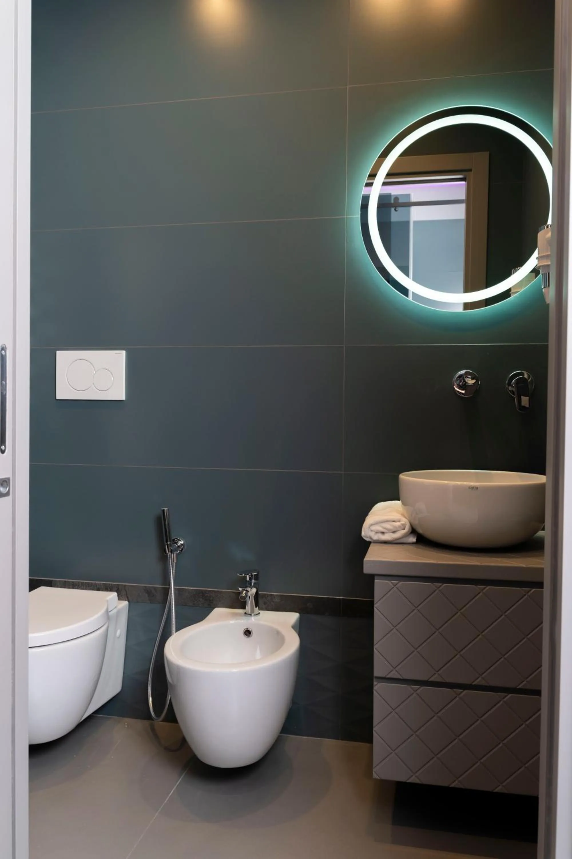 Bathroom in Rettifilo 311