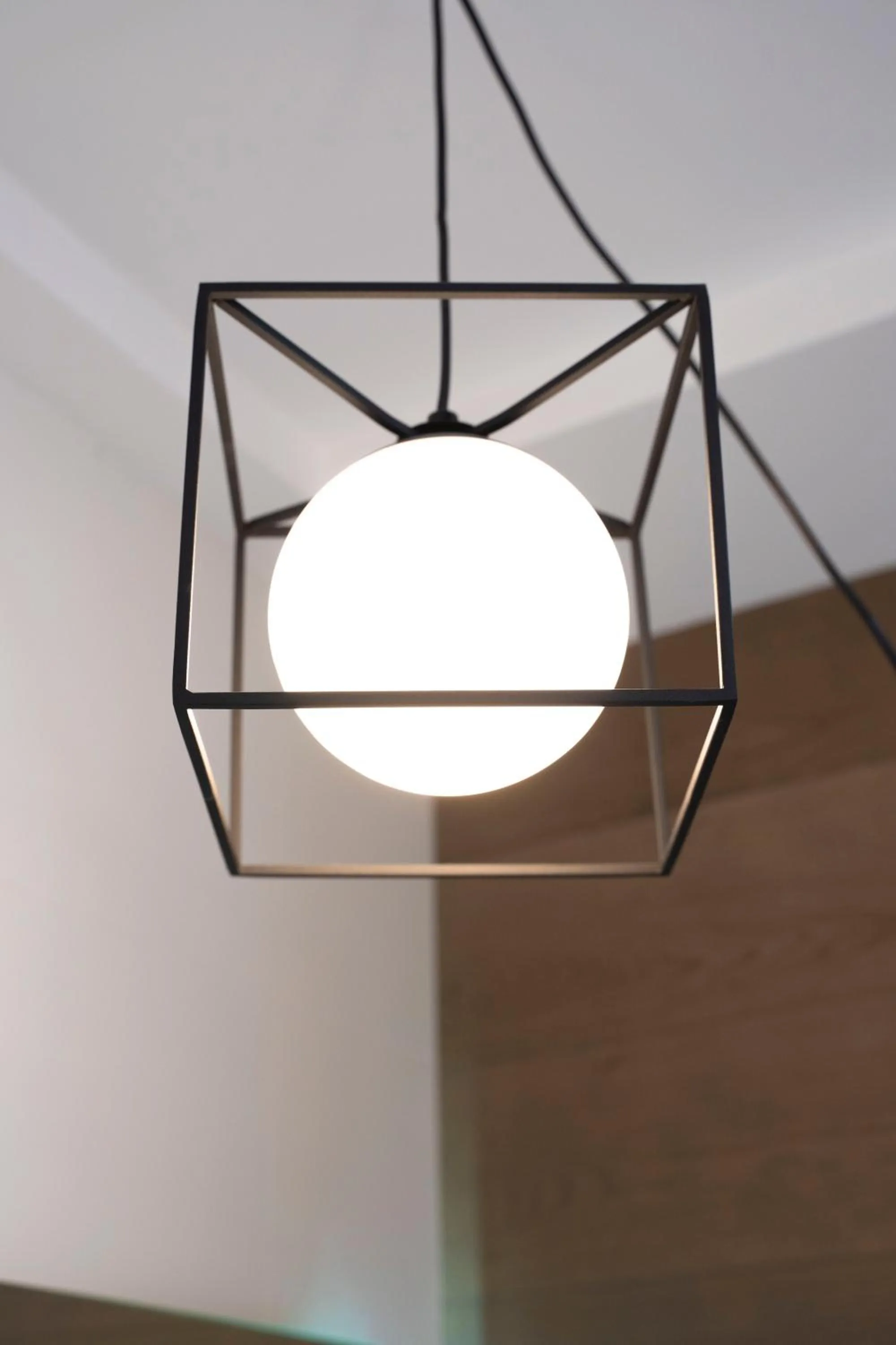 Decorative detail in Rettifilo 311