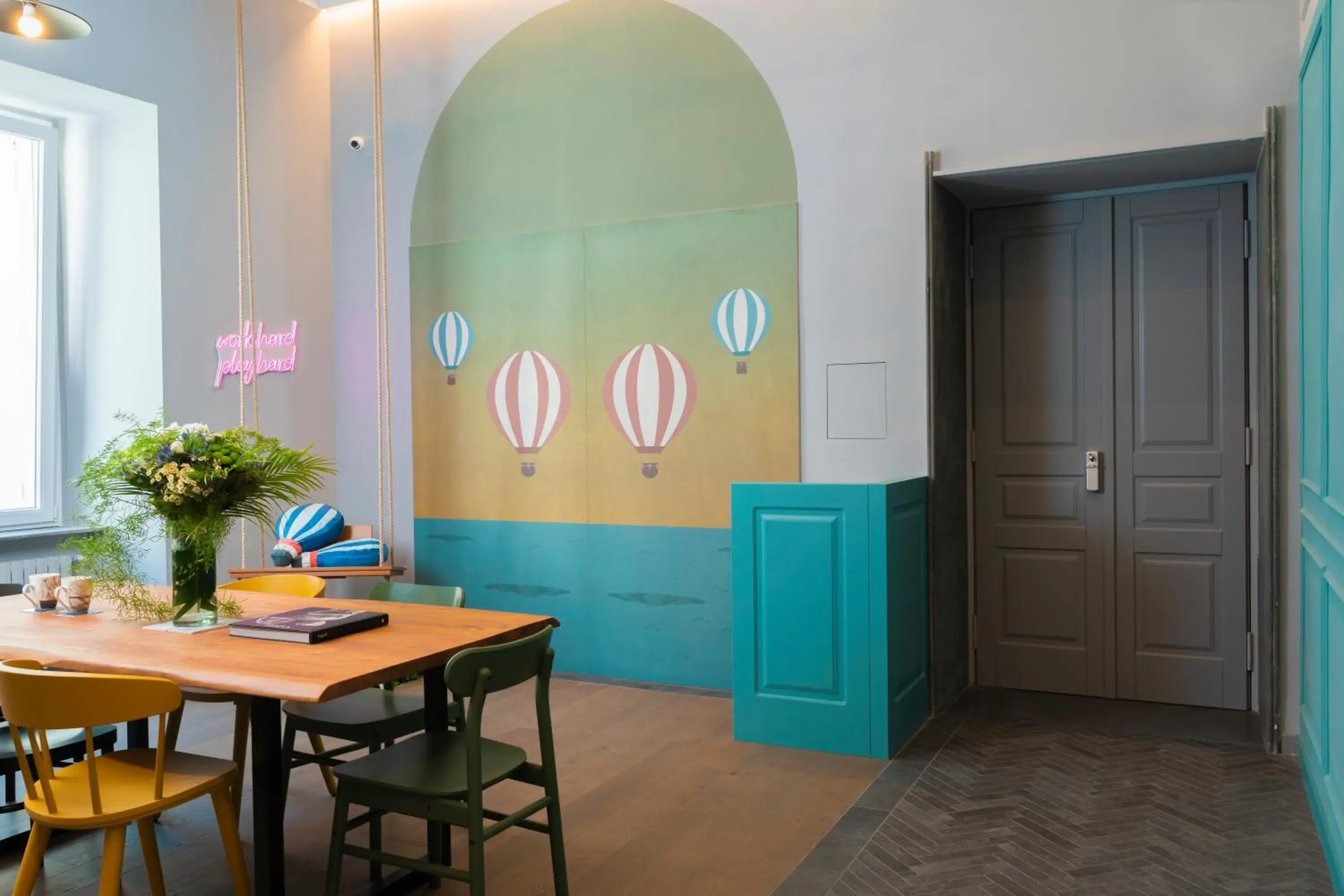 Living room in Rettifilo 311 Living room in Rettifilo 311