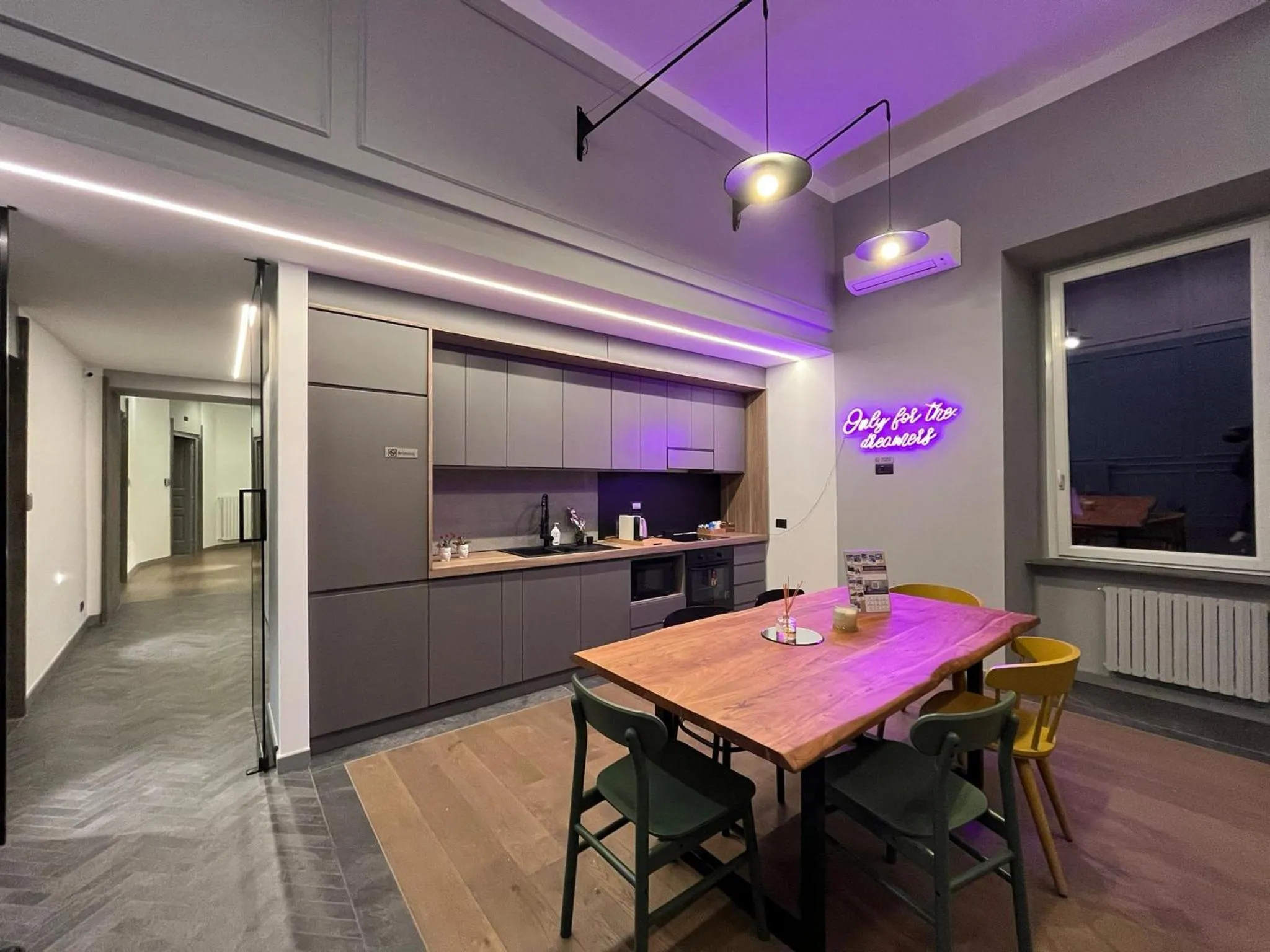 Communal kitchen in Rettifilo 311