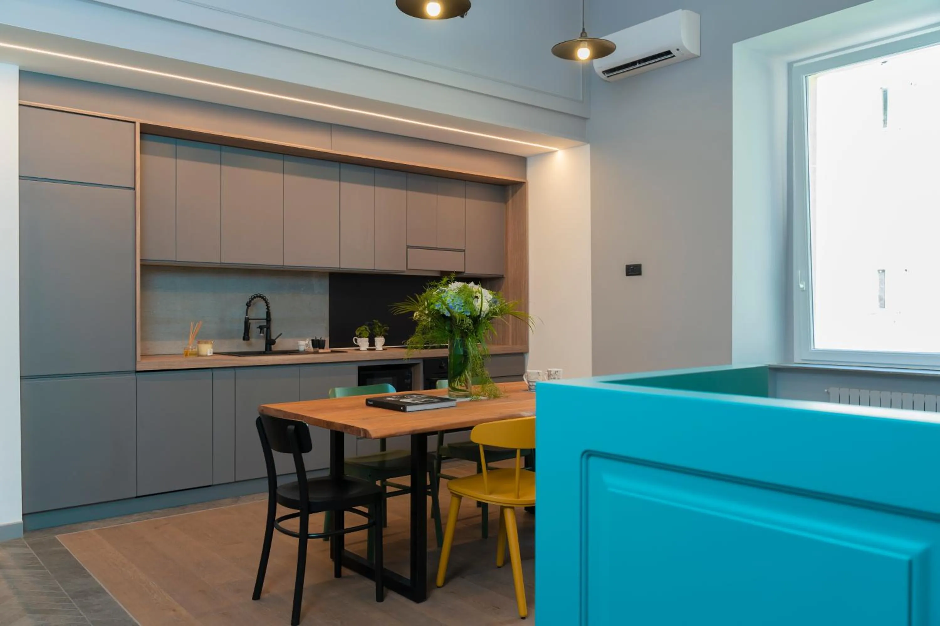 Kitchen or kitchenette in Rettifilo 311