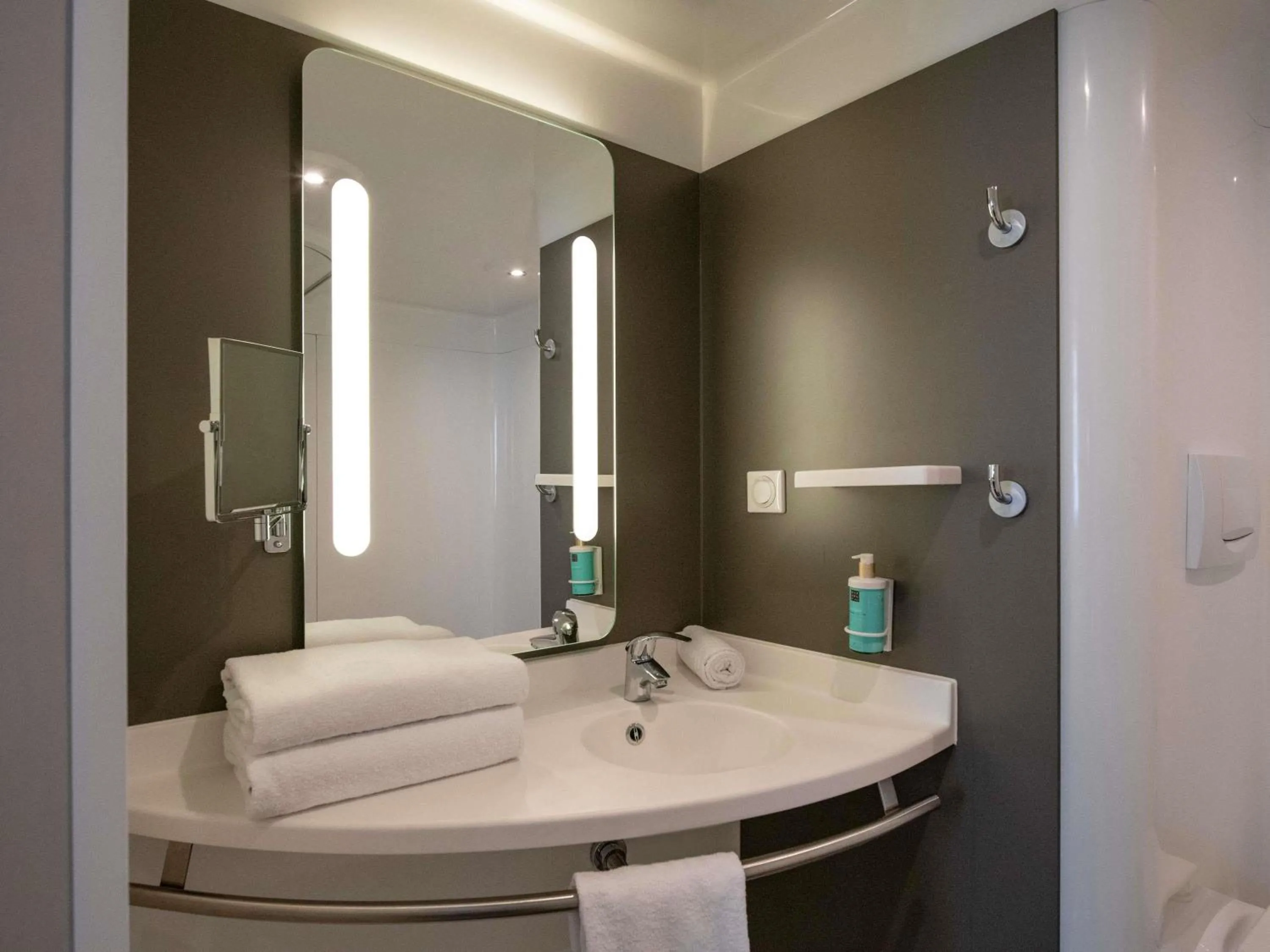 Bedroom in Novotel Suites Nice Airport