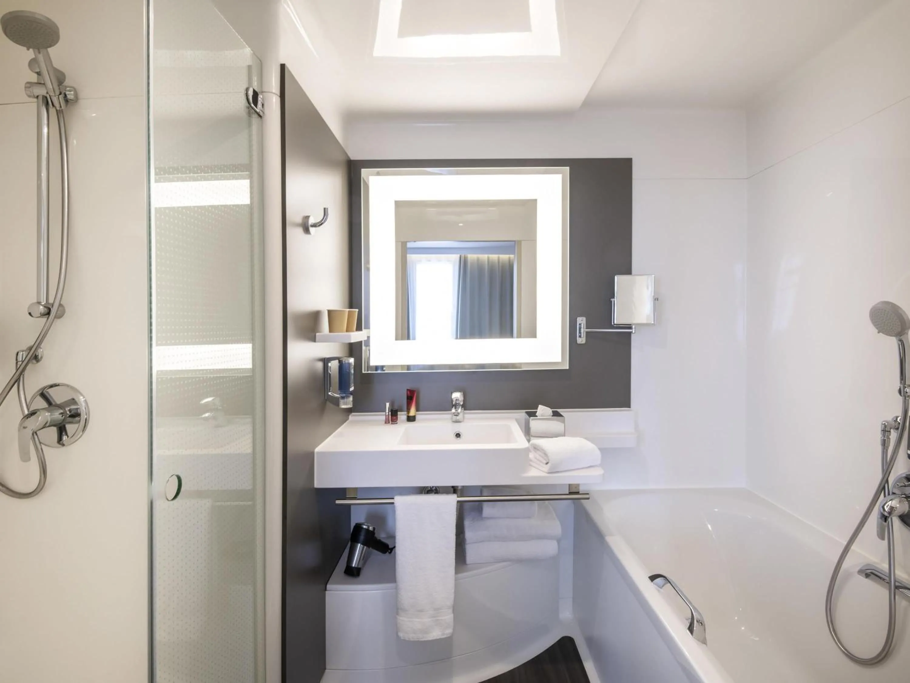 Bedroom in Novotel Suites Nice Airport