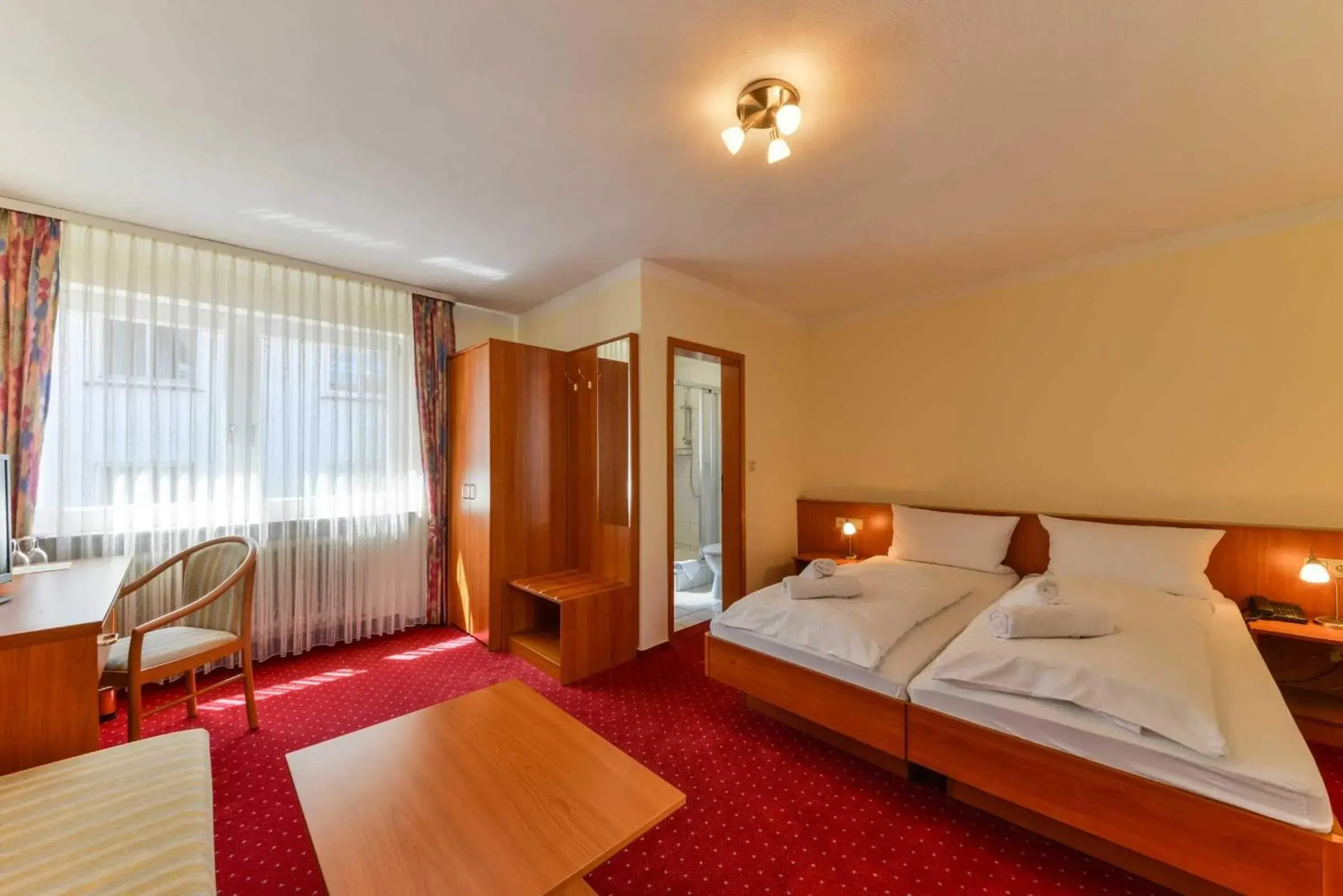 Double Room in Hotel Hessischer Hof Double Room in Hotel Hessischer Hof