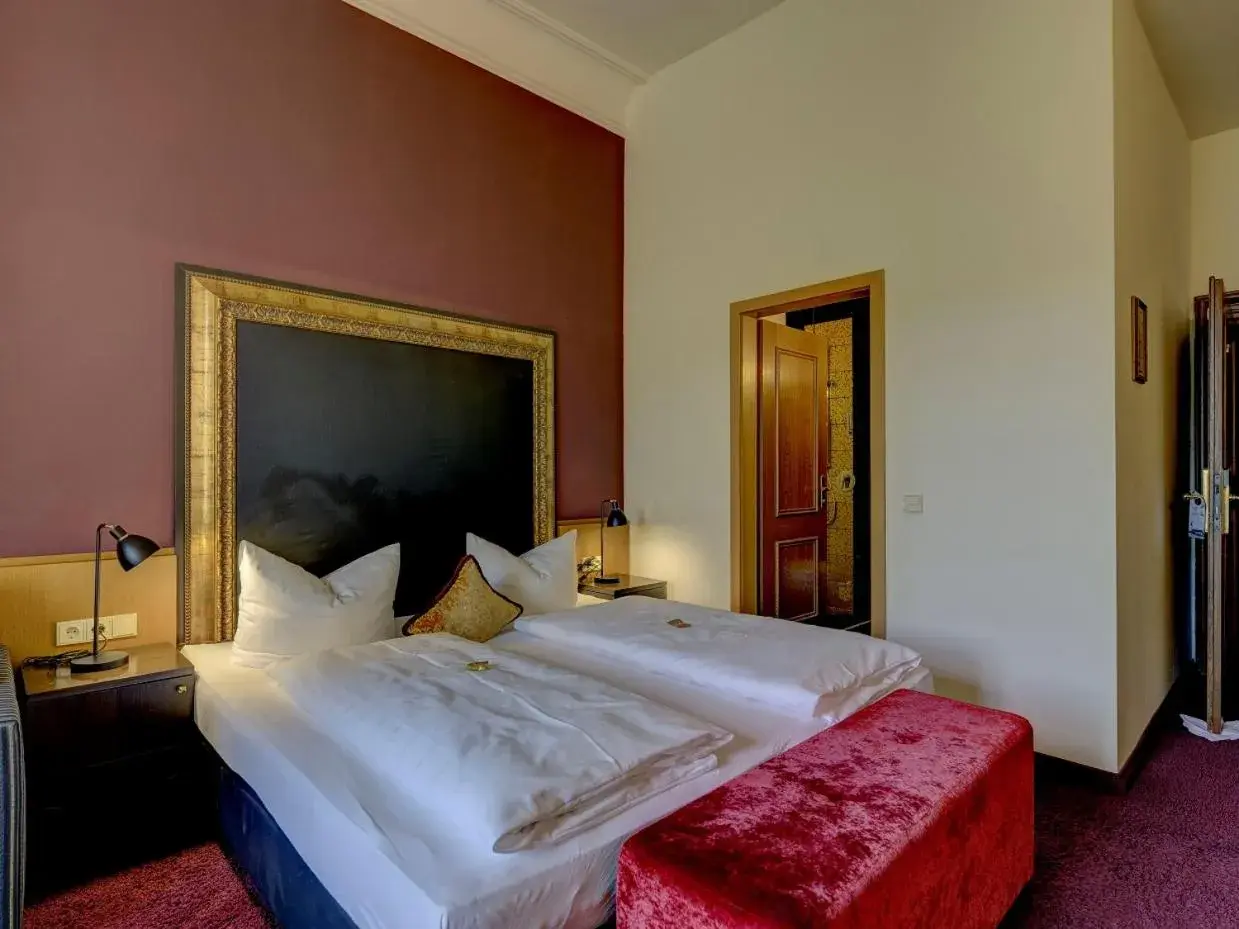 Double Room - single occupancy in Klostergasthof Raitenhaslach Double Room - single occupancy in Klostergasthof Raitenhaslach