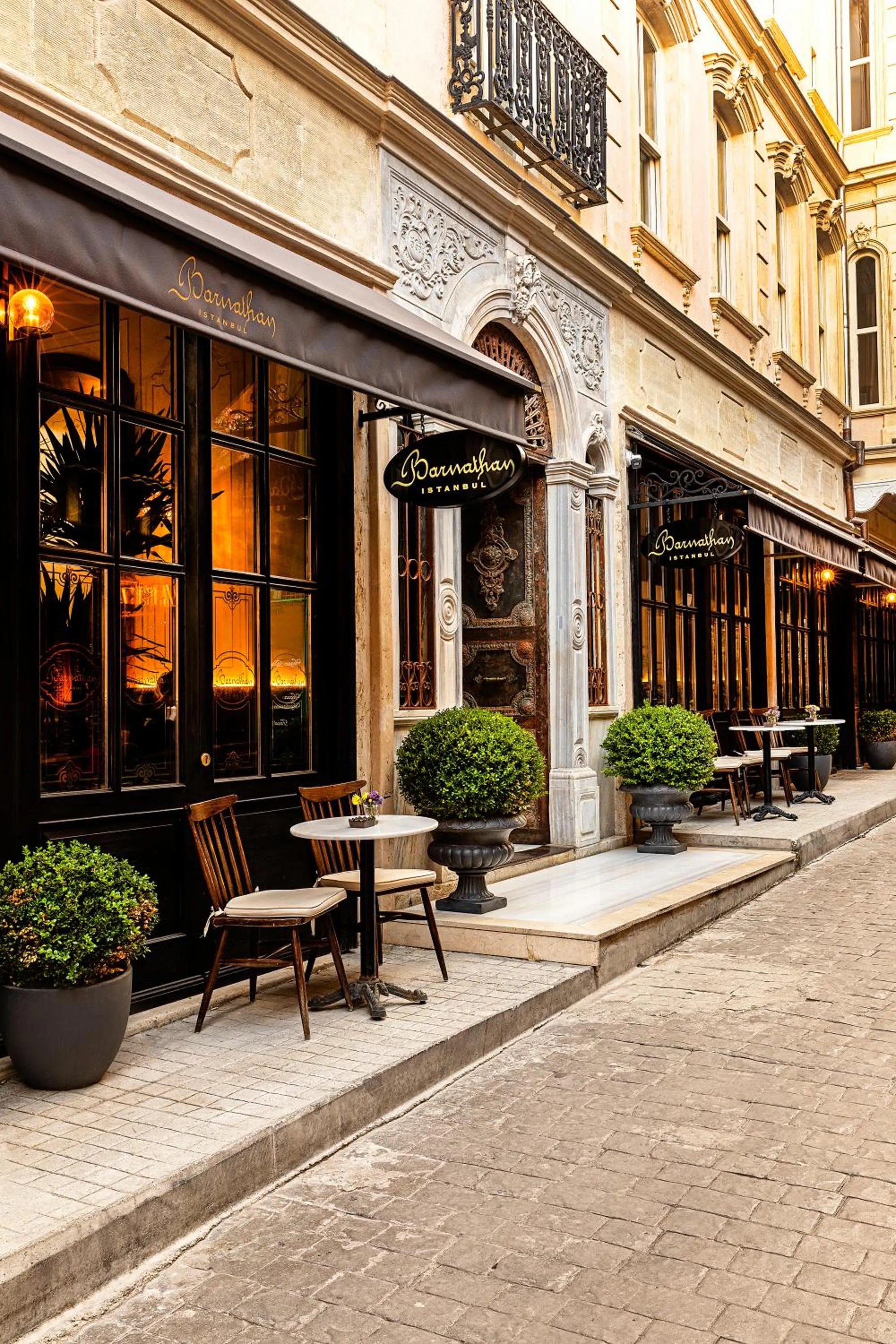 Property building in Meroddi Barnathan Hotel