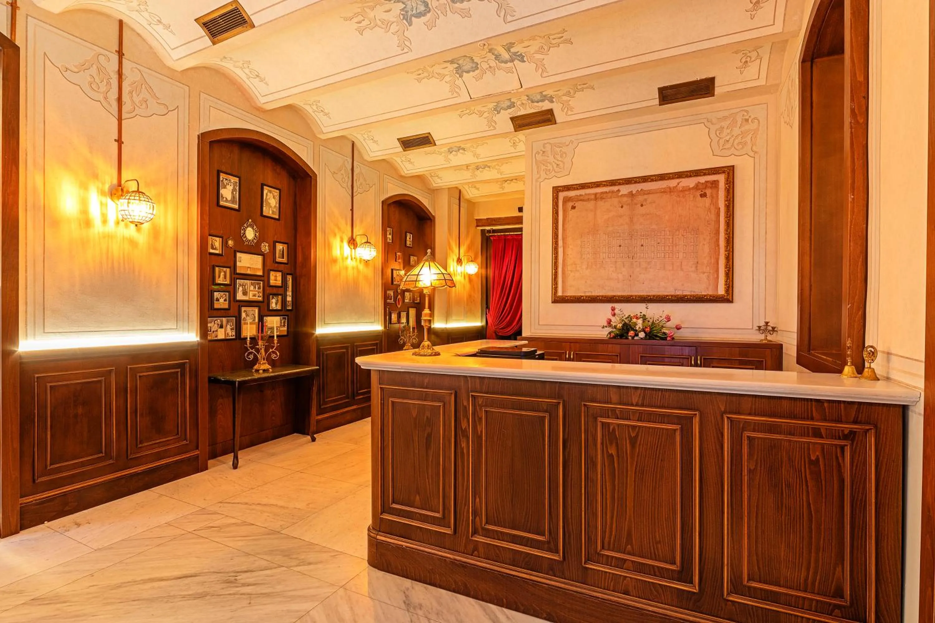 Lobby or reception in Meroddi Barnathan Hotel