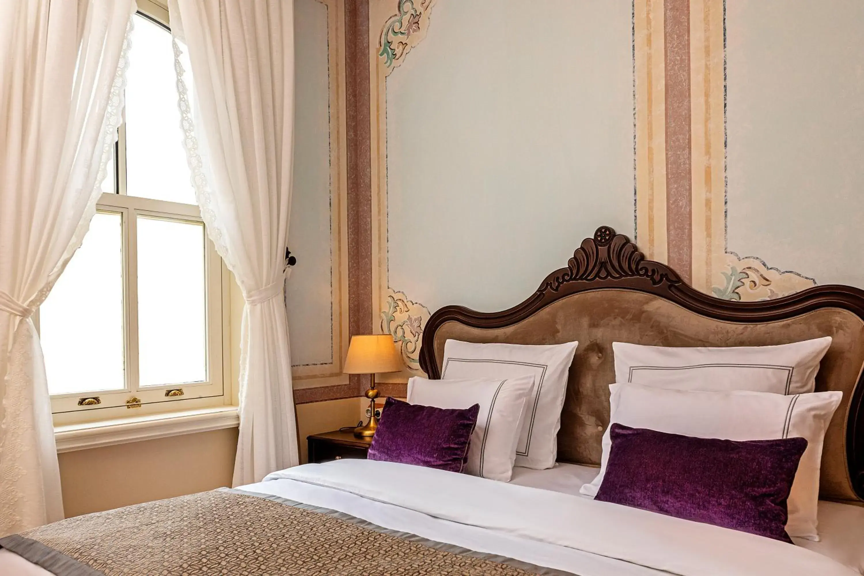 Deluxe Double Room in Meroddi Barnathan Hotel Deluxe Double Room in Meroddi Barnathan Hotel