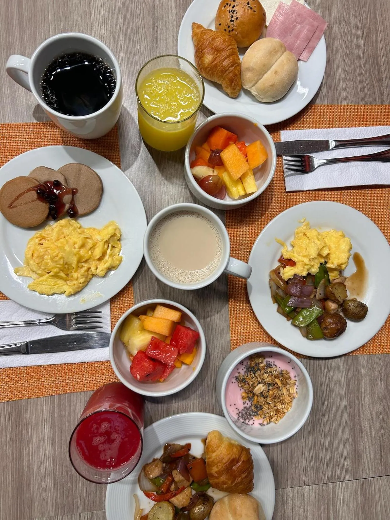 Buffet breakfast in Casa Andina Standard Benavides