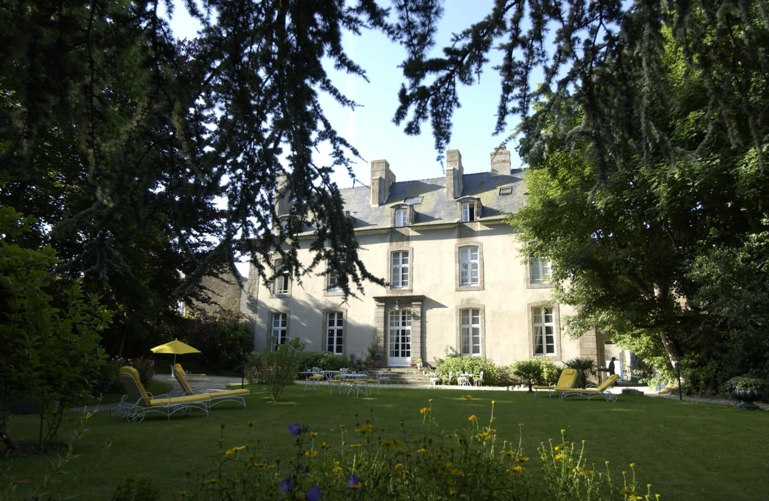 Facade/entrance in Malouinière Le Valmarin