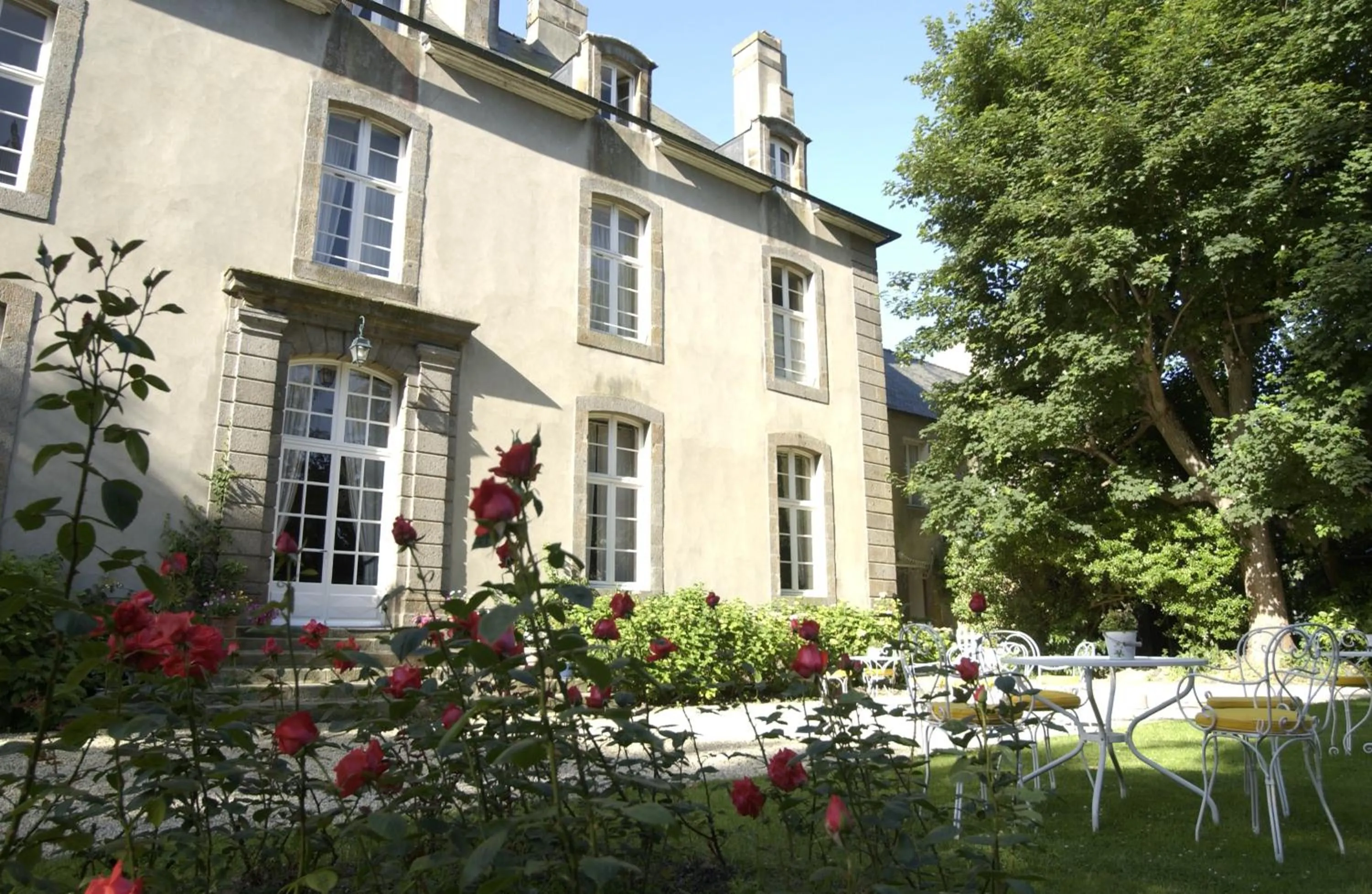 Facade/entrance in Malouinière Le Valmarin