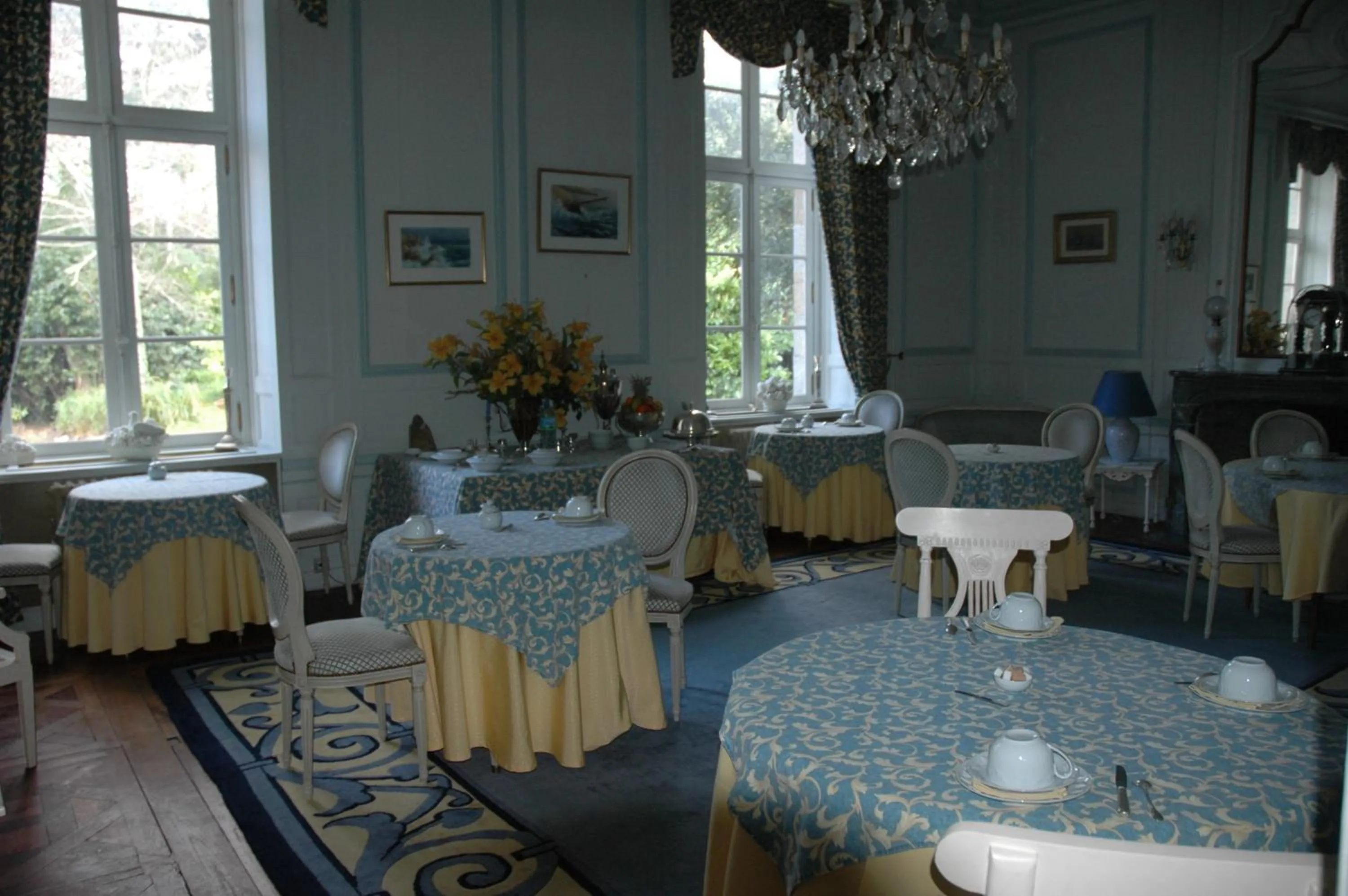 Restaurant/places to eat in Malouinière Le Valmarin