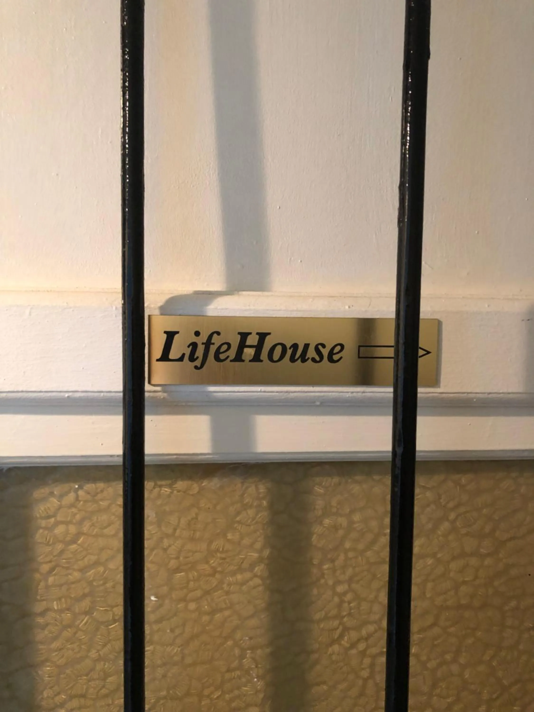 LifeHouse Cathedral * Free Parking* SuperiorWiFi*