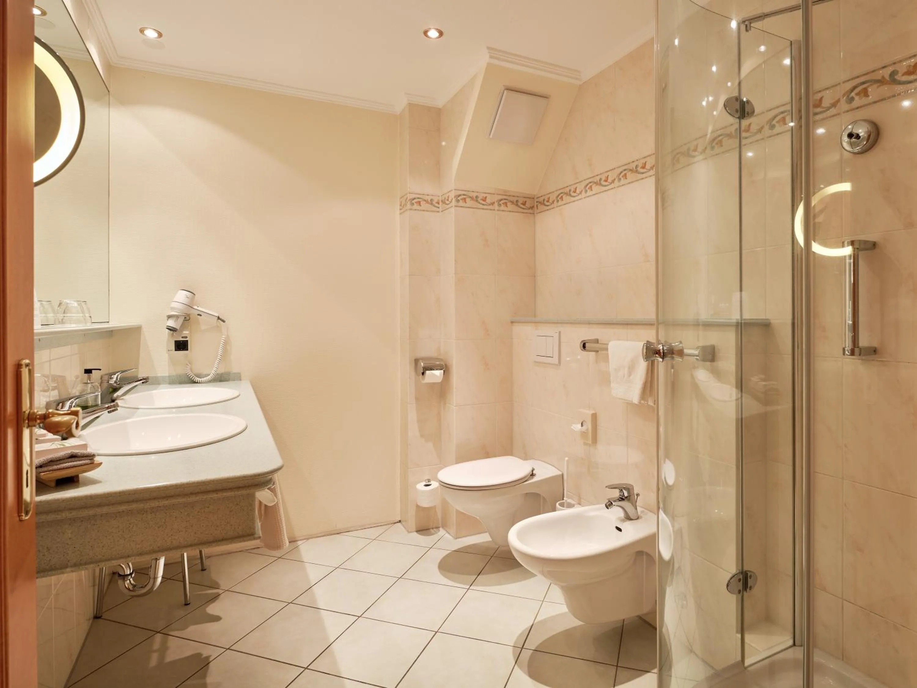 Bathroom in Hotel Reppert