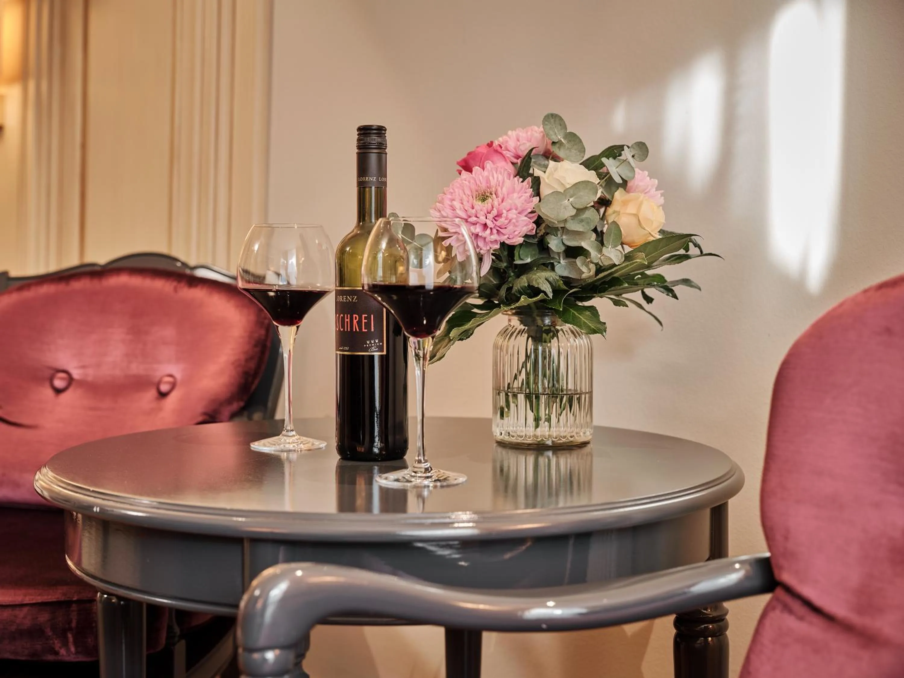 Seating area in Hotel Reppert