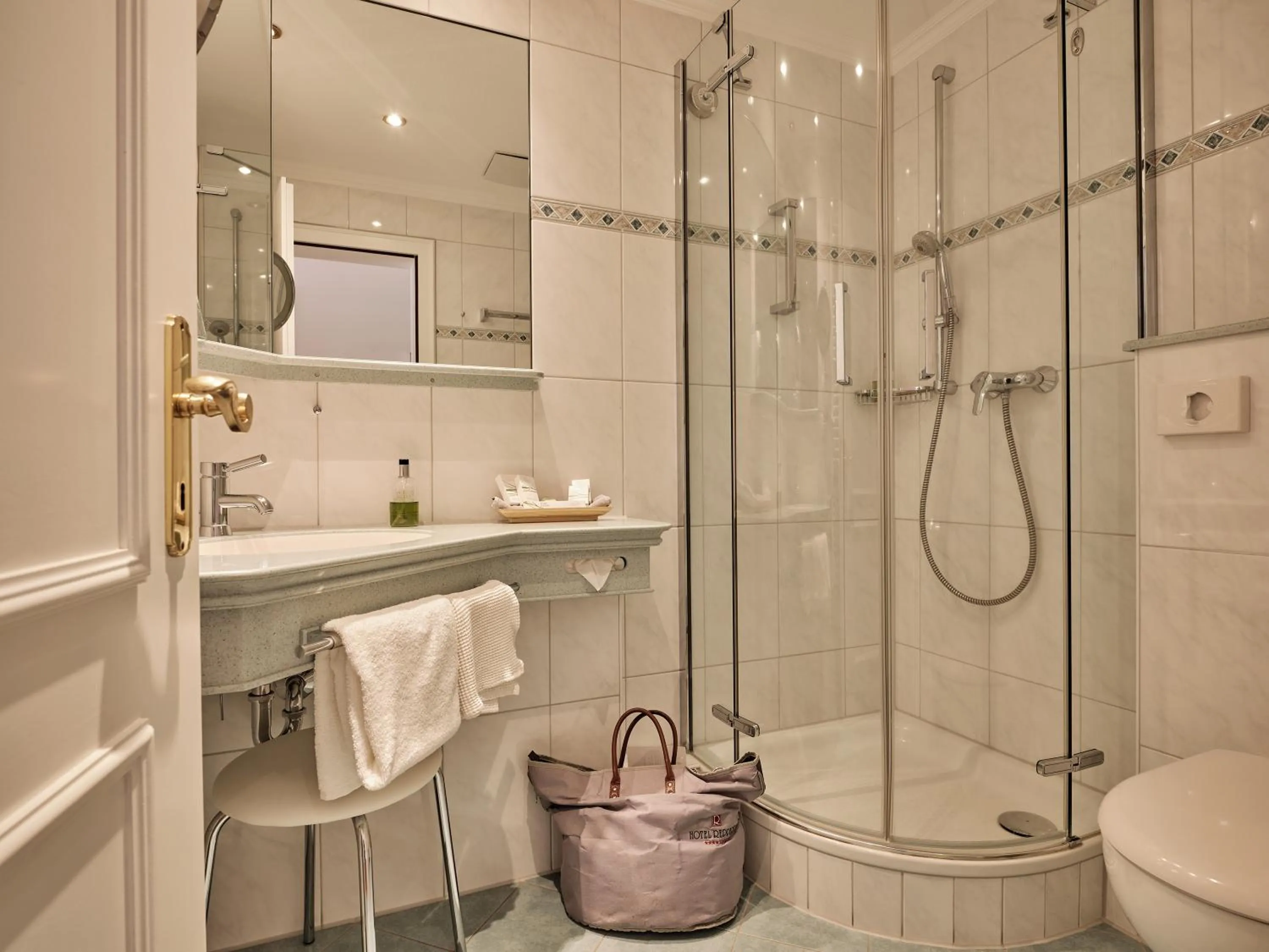 Bathroom in Hotel Reppert