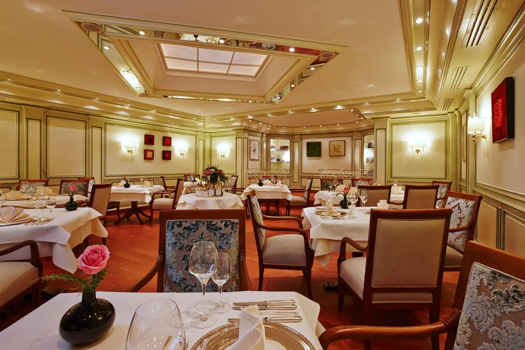 Restaurant/places to eat in Hotel Reppert