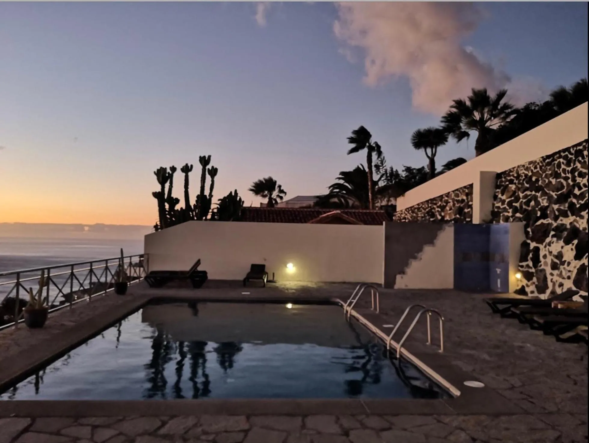 Swimming pool in Bungalow Moijama el Drago