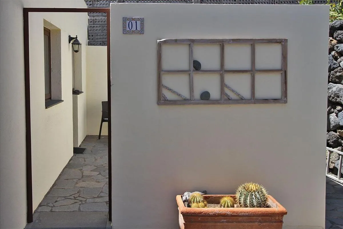 Facade/entrance in Bungalow Moijama el Drago