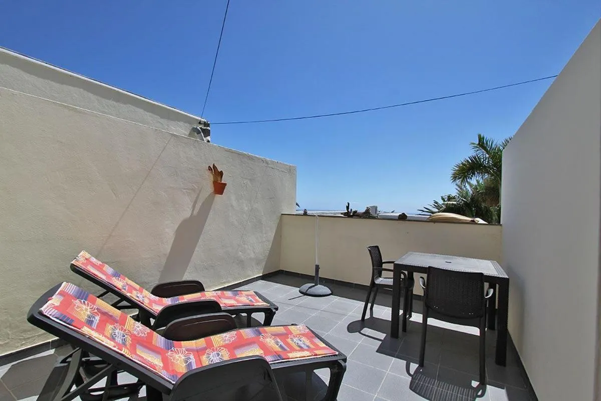 Balcony/Terrace in Bungalow Moijama el Drago
