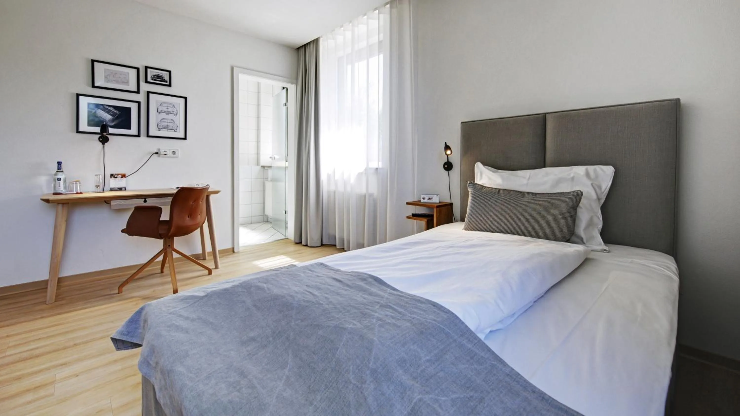 Photo of the whole room, Bed in Hotel am Engelberg